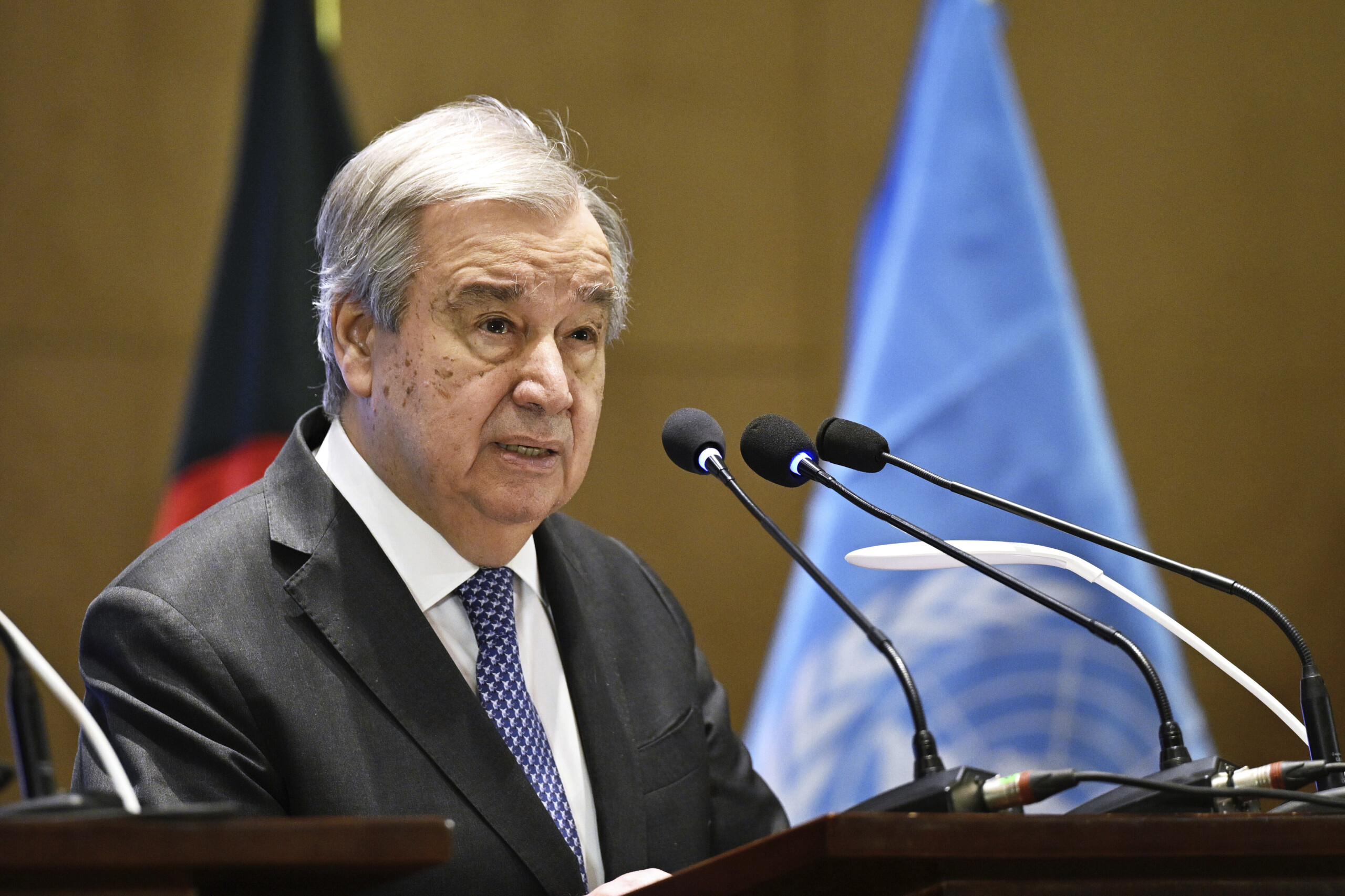 Pope, Guterres: ‘The world will be a better place if we follow his example’