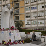 Pope, Holy See: "Peaceful night, Bergoglio woke up around 8 a.m."