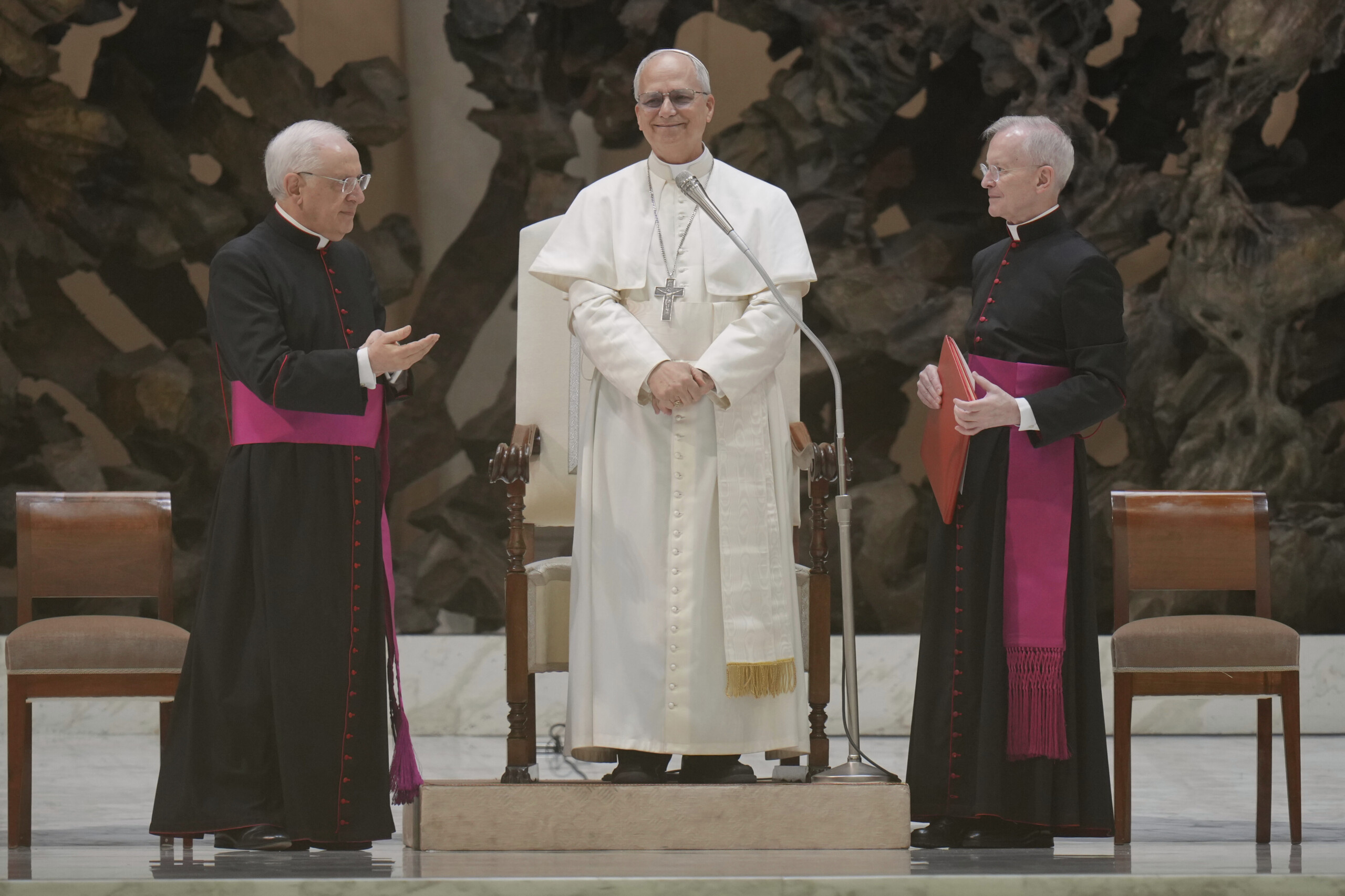 Pope Leo XIV Makes Surprise Visit to Augustinians, Attends Mass and Lunch with Them