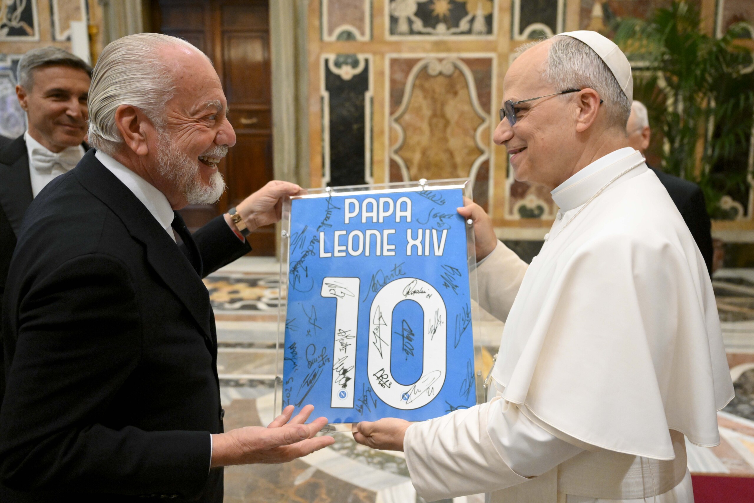 Pope Leo XIV welcomes the Napoli Campione d'Italia: "Team victory, you are welcome"
