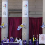 Pope, thousands attend open-air mass in Plaza de Mayo in Buenos Aires