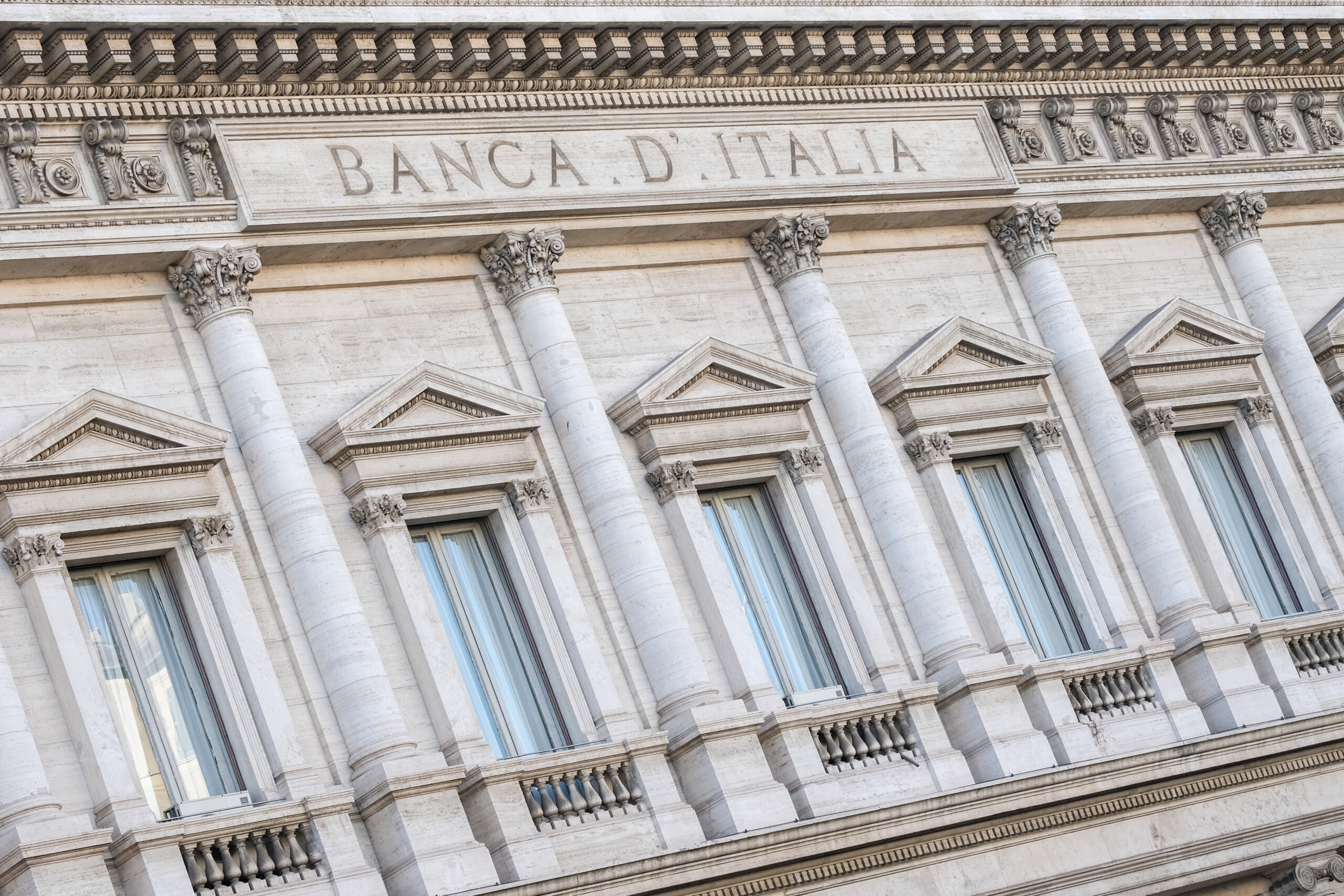 Public Debt, Bank of Italy: "In February, it exceeds 3 trillion again" Public Debt, Bank of Italy: "In February, it exceeds 3 trillion again"