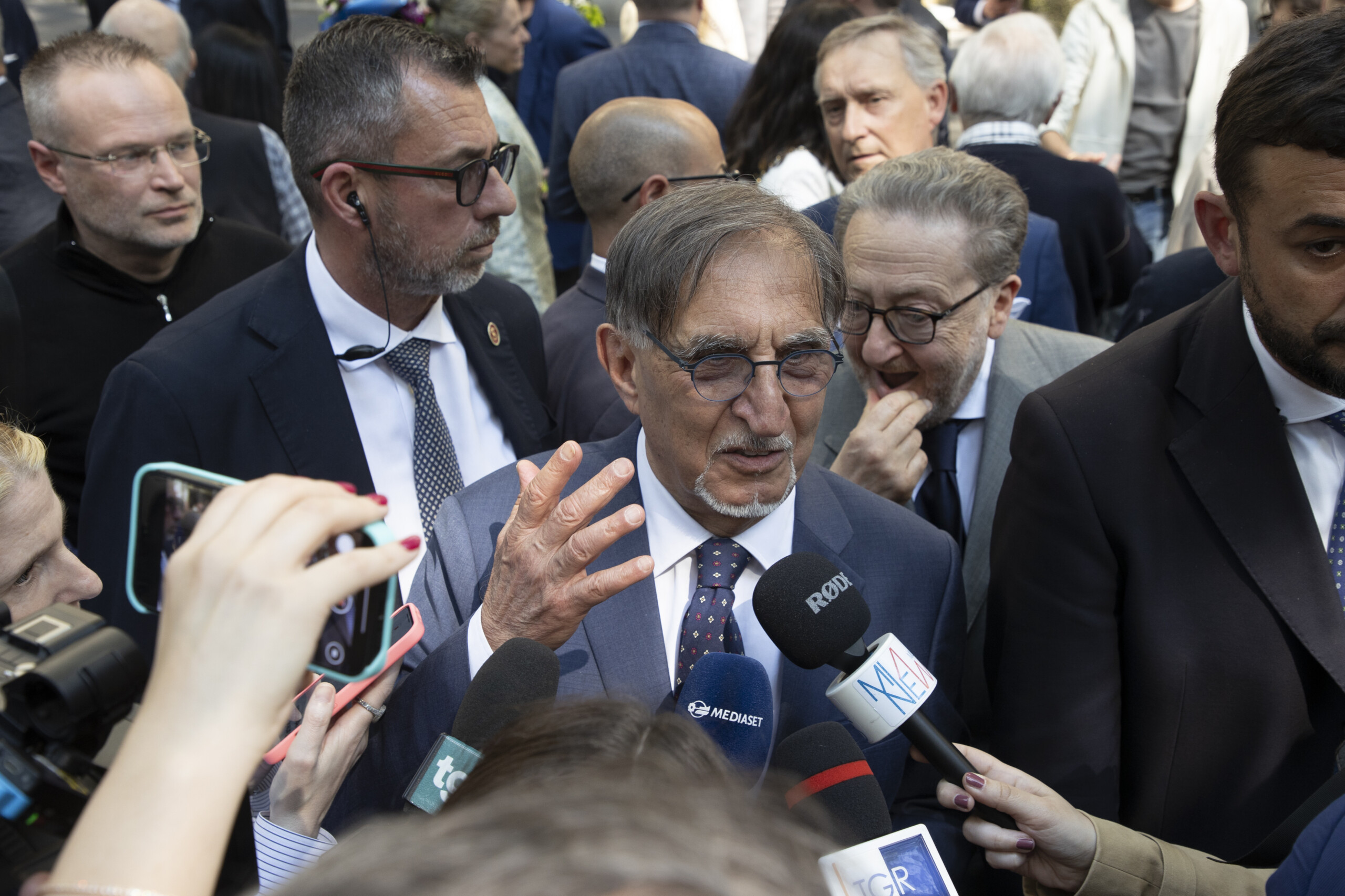 Referendum, La Russa: "I think I will vote, but those who don't are exercising their right"