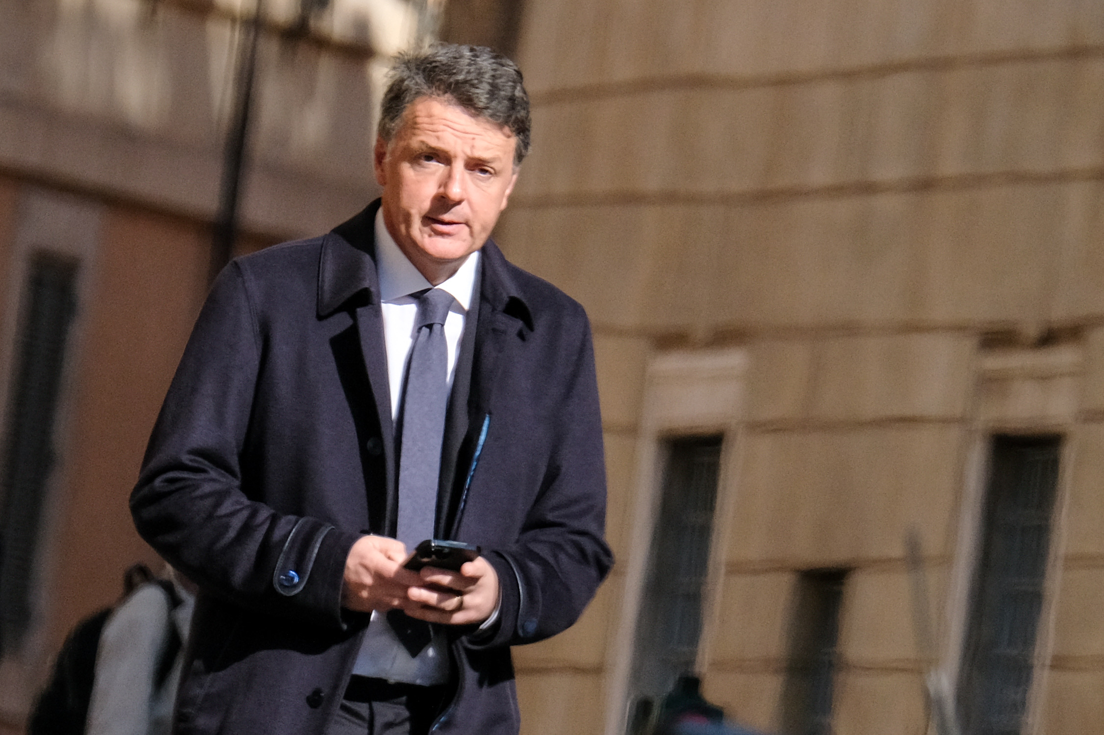 Renzi: 'Disgusting words from Meloni, right wing seeks mass distraction' Renzi: 'Disgusting words from Meloni, right wing seeks mass distraction'