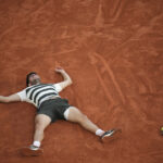 Roland Garros: Alcaraz triumphs in comeback, Sinner falls in super tie-break