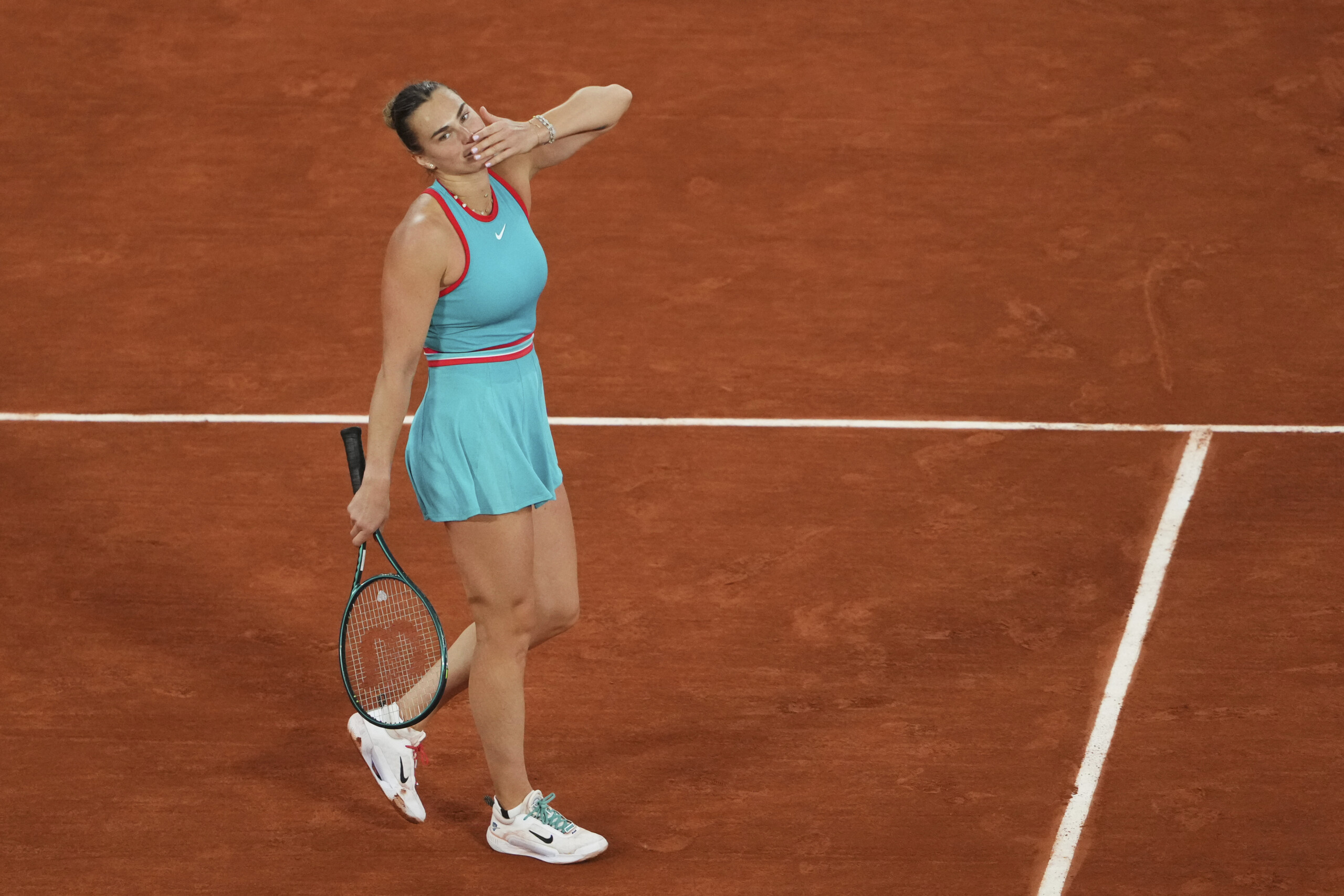 Roland Garros, debut wins for Sabalenka and Svitolina Roland Garros, debut wins for Sabalenka and Svitolina