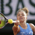 Roland Garros: Paolini suffers but wins in her debut, Yuan knocked out in three sets
