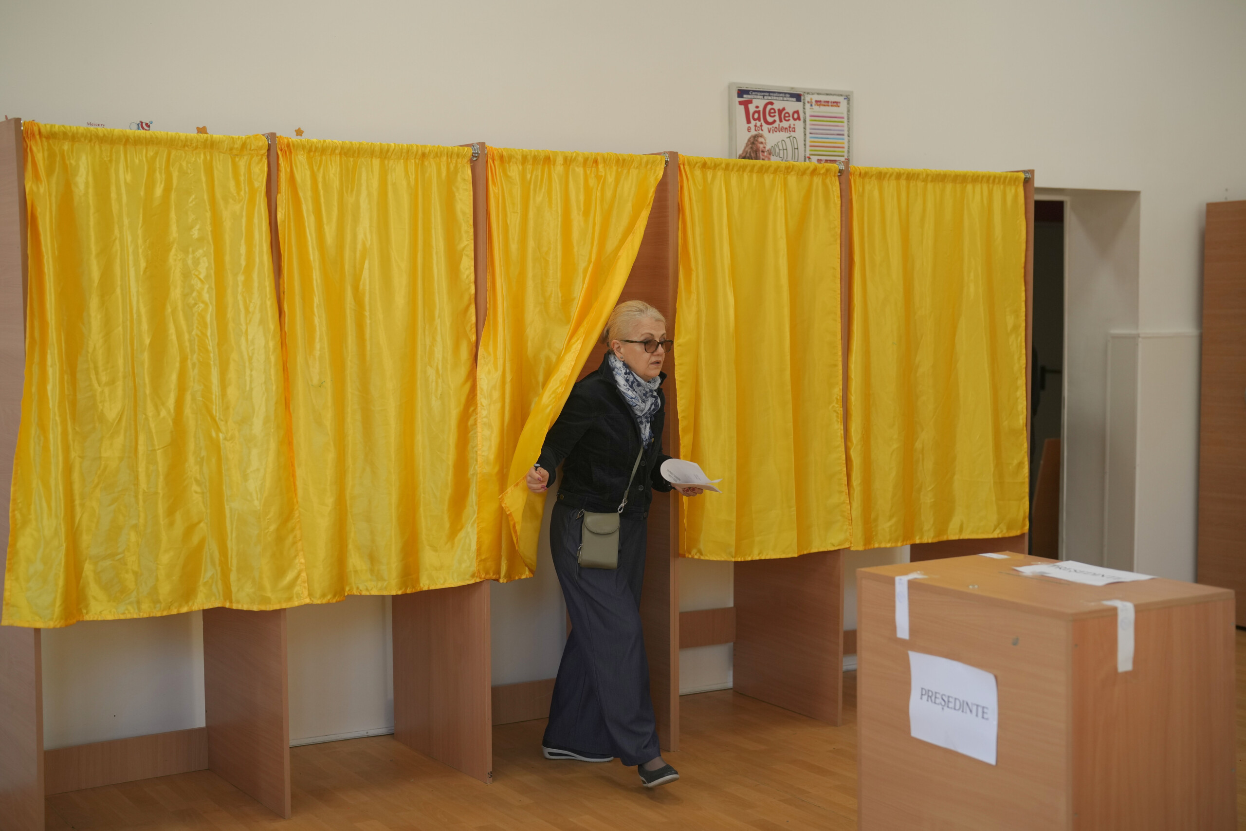 Romania: presidential turnout at 19.5% at midday Romania: presidential turnout at 19.5% at midday