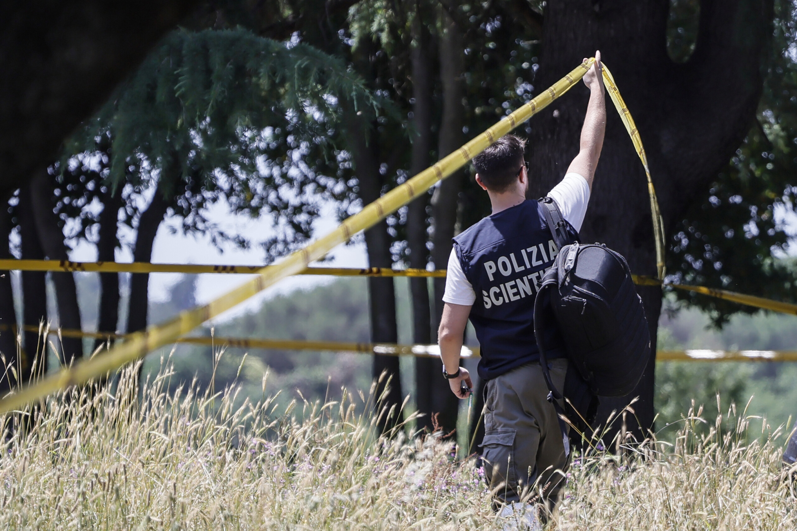 Rome: Bodies Found in Villa Pamphili, Adult Woman Was Covered, Not Inside a Bag Rome: Bodies Found in Villa Pamphili, Adult Woman Was Covered, Not Inside a Bag