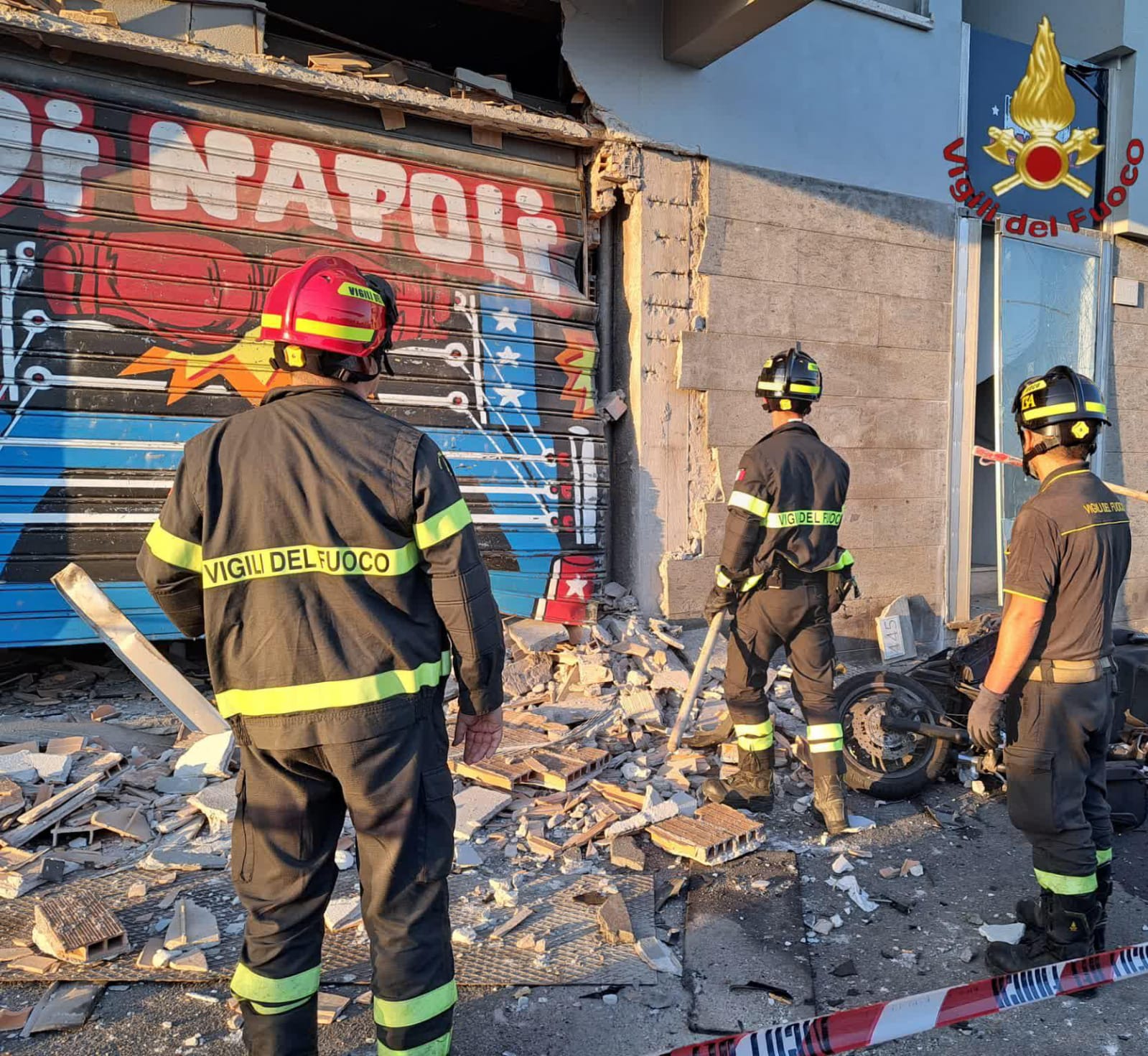 Rome: explosion in Ostia during the night, damage to commercial premises Rome: explosion in Ostia during the night, damage to commercial premises