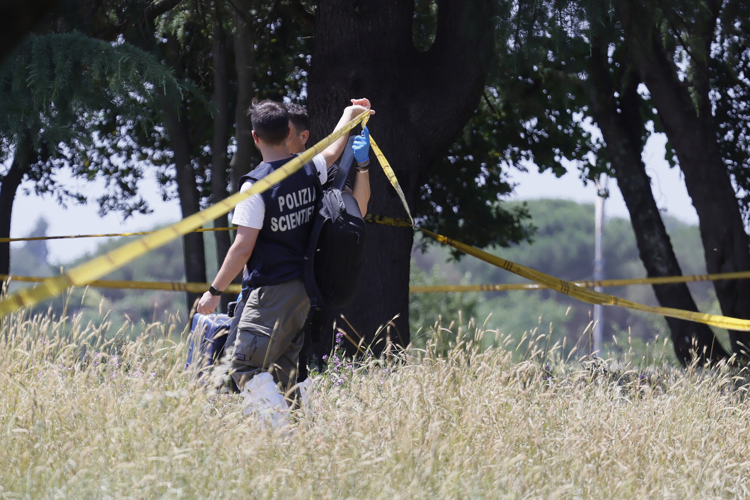 Rome: girl found dead with mother in Villa Pamphili, strangulation suspected