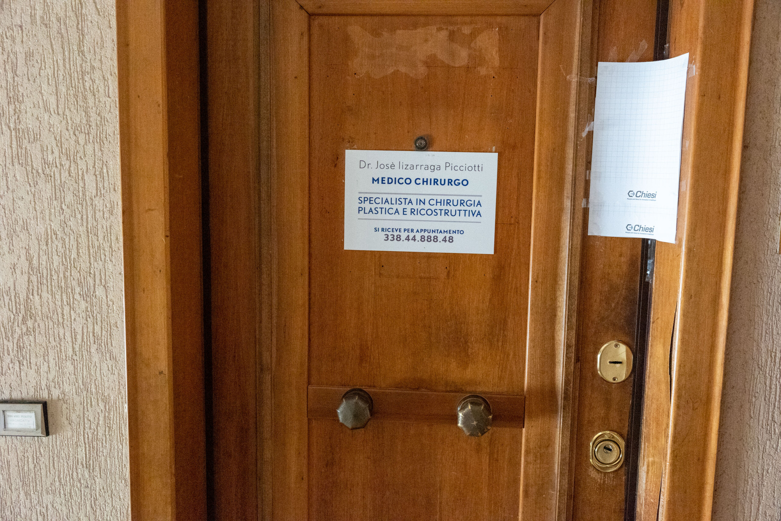 Rome: woman dies after liposuction, private ambulance staff under investigation