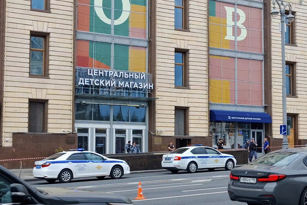 Russia: explosion in a shopping mall in Moscow, at least 1 dead and 3 injured Russia: explosion in a shopping mall in Moscow, at least 1 dead and 3 injured