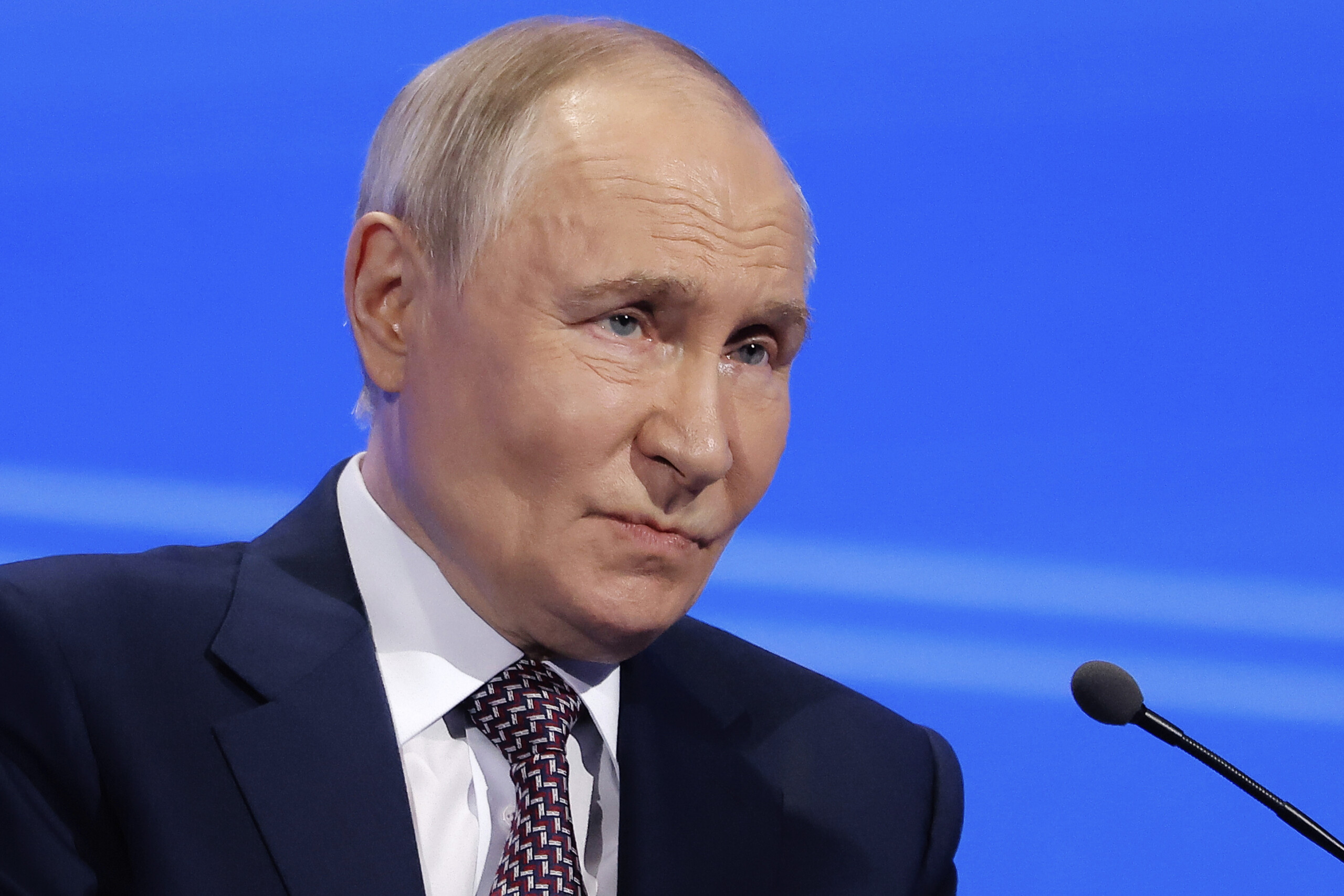 Russia, Putin: "The decline of the West is a long-term trend"
