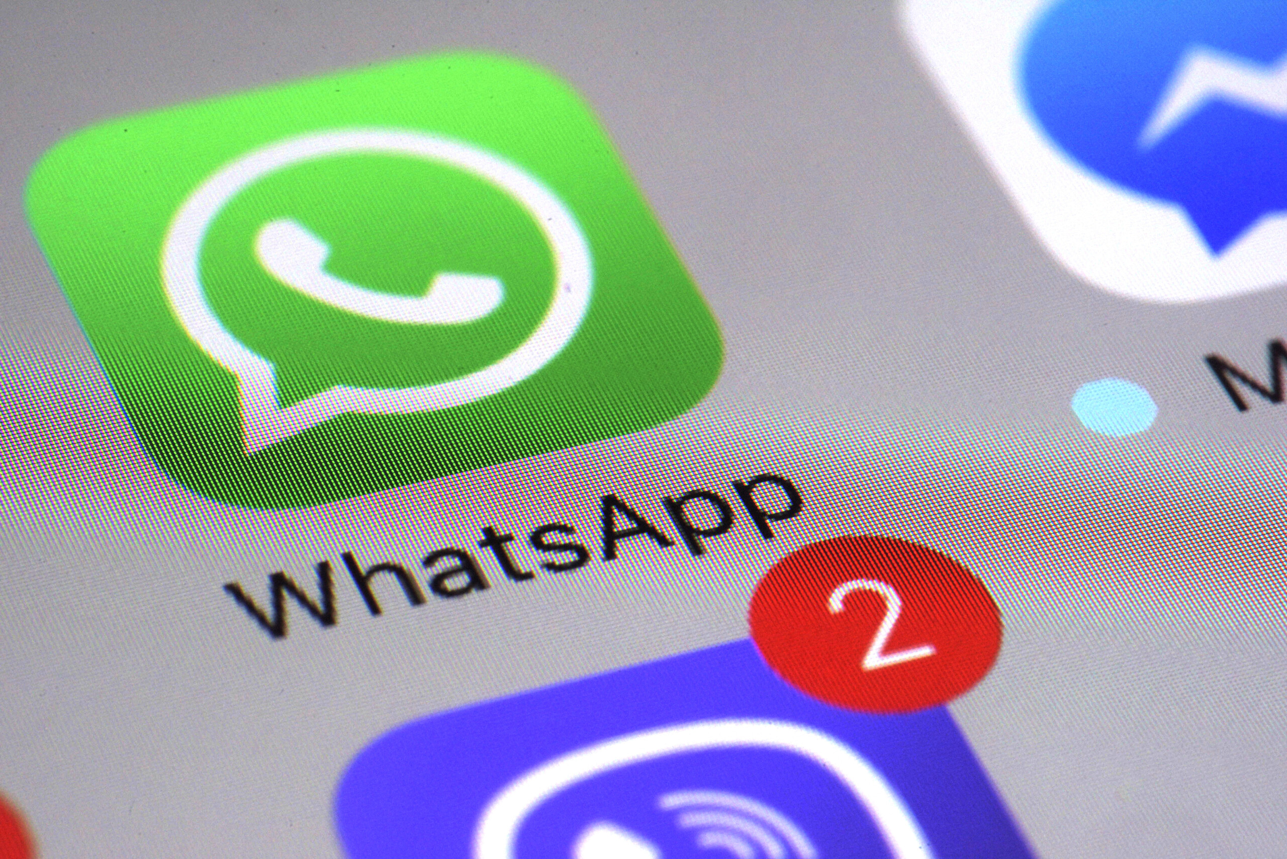 Russia: restrictions imposed on WhatsApp and Telegram calls