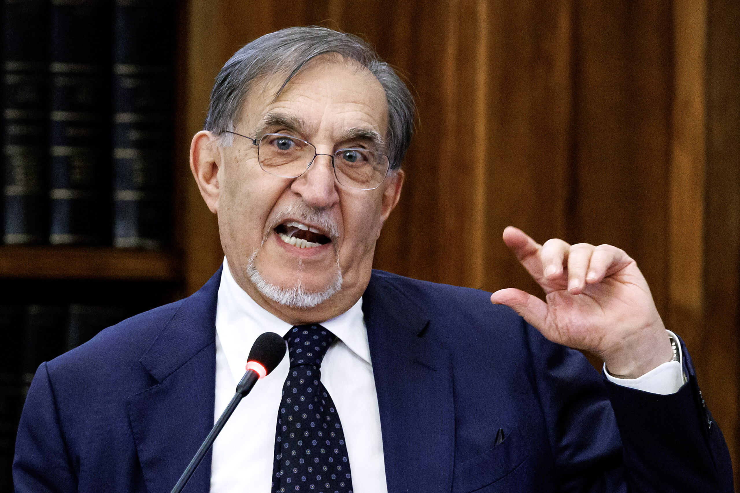 Santanchè case, La Russa: ‘Dilatory strategy? It is only procedural dialectics’. Santanchè case, La Russa: ‘Dilatory strategy? It is only procedural dialectics’.