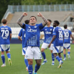 Serie A Football: Como-Genoa 1-0, Strefezza seals survival