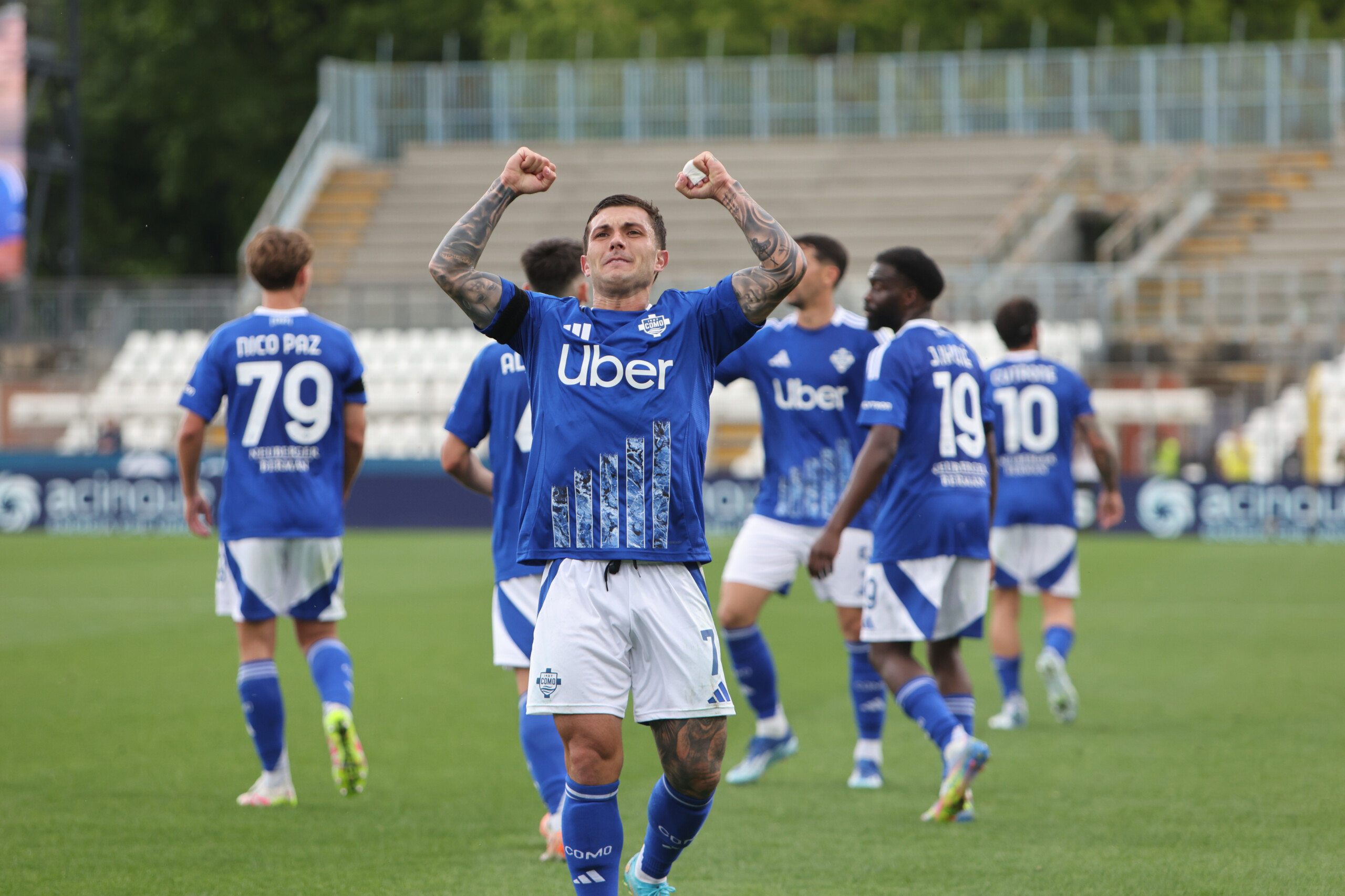 Serie A Football: Como-Genoa 1-0, Strefezza seals survival