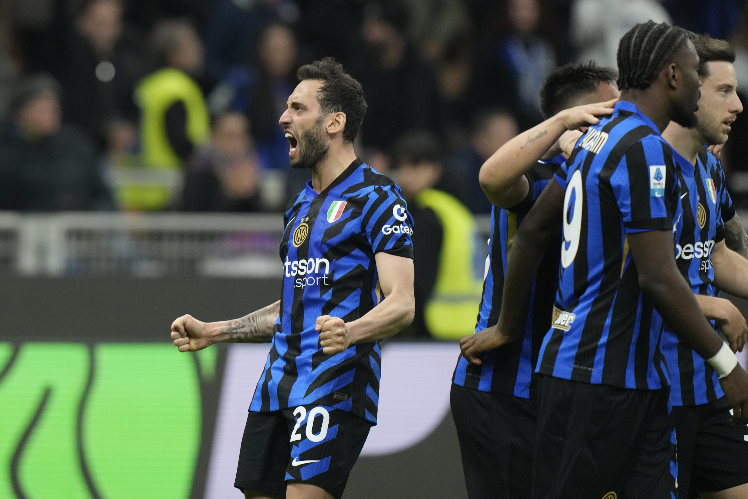 Serie A, Inter beats Monza 3-2 in comeback and extends lead Serie A, Inter beats Monza 3-2 in comeback and extends lead