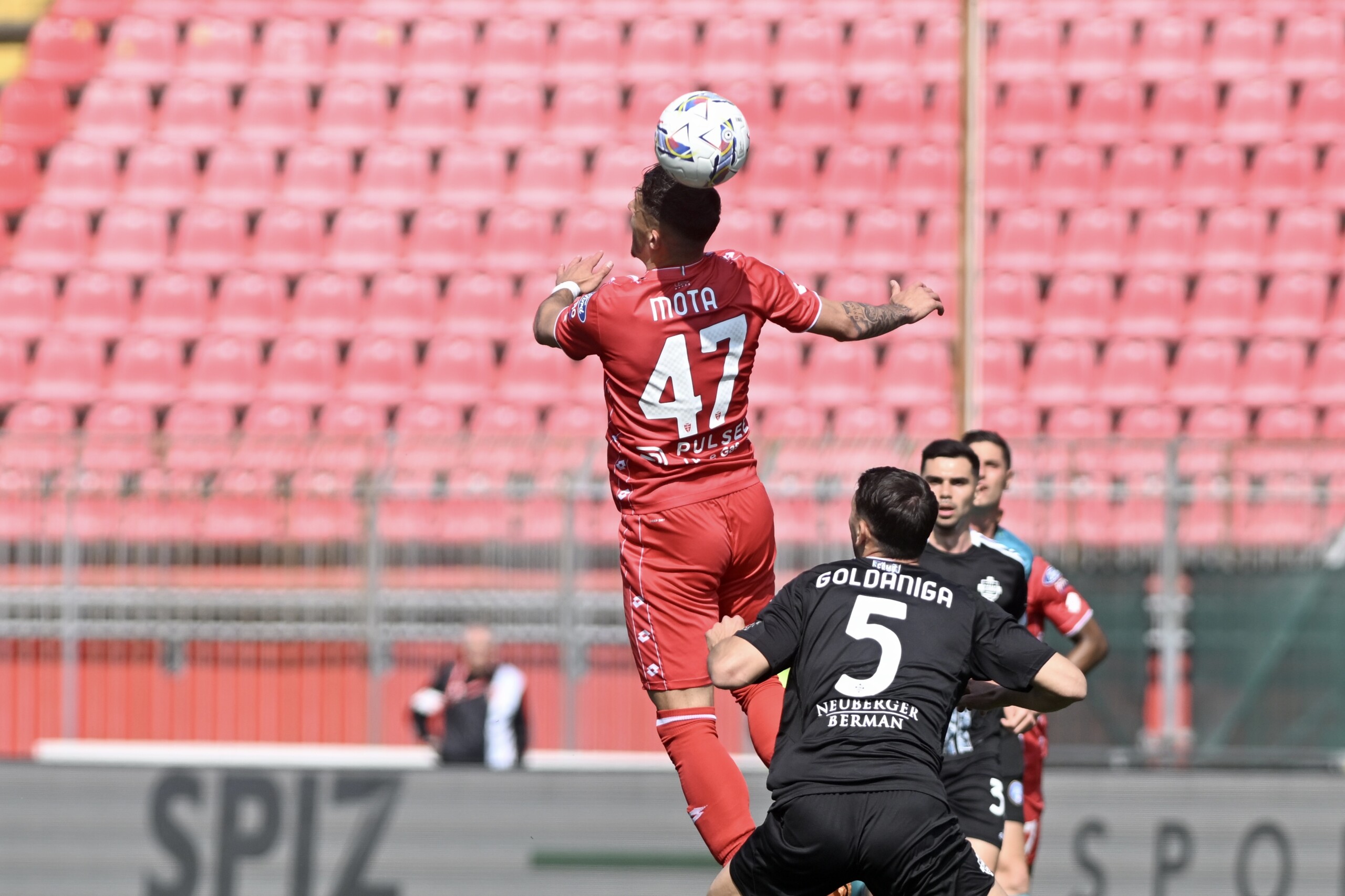 Serie A, Monza-Como ends 1-3