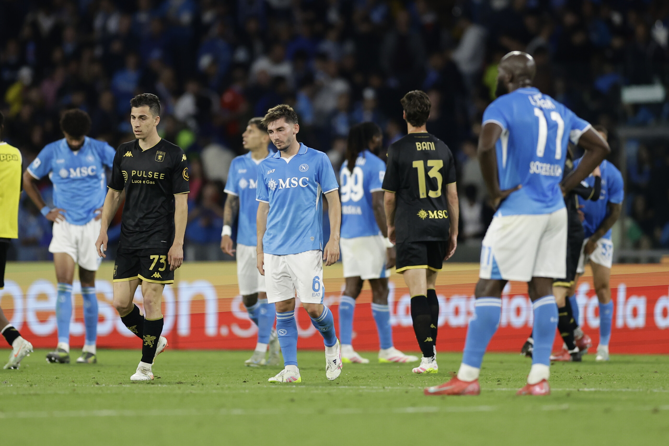 Serie A, Napoli-Genoa ends 2-2