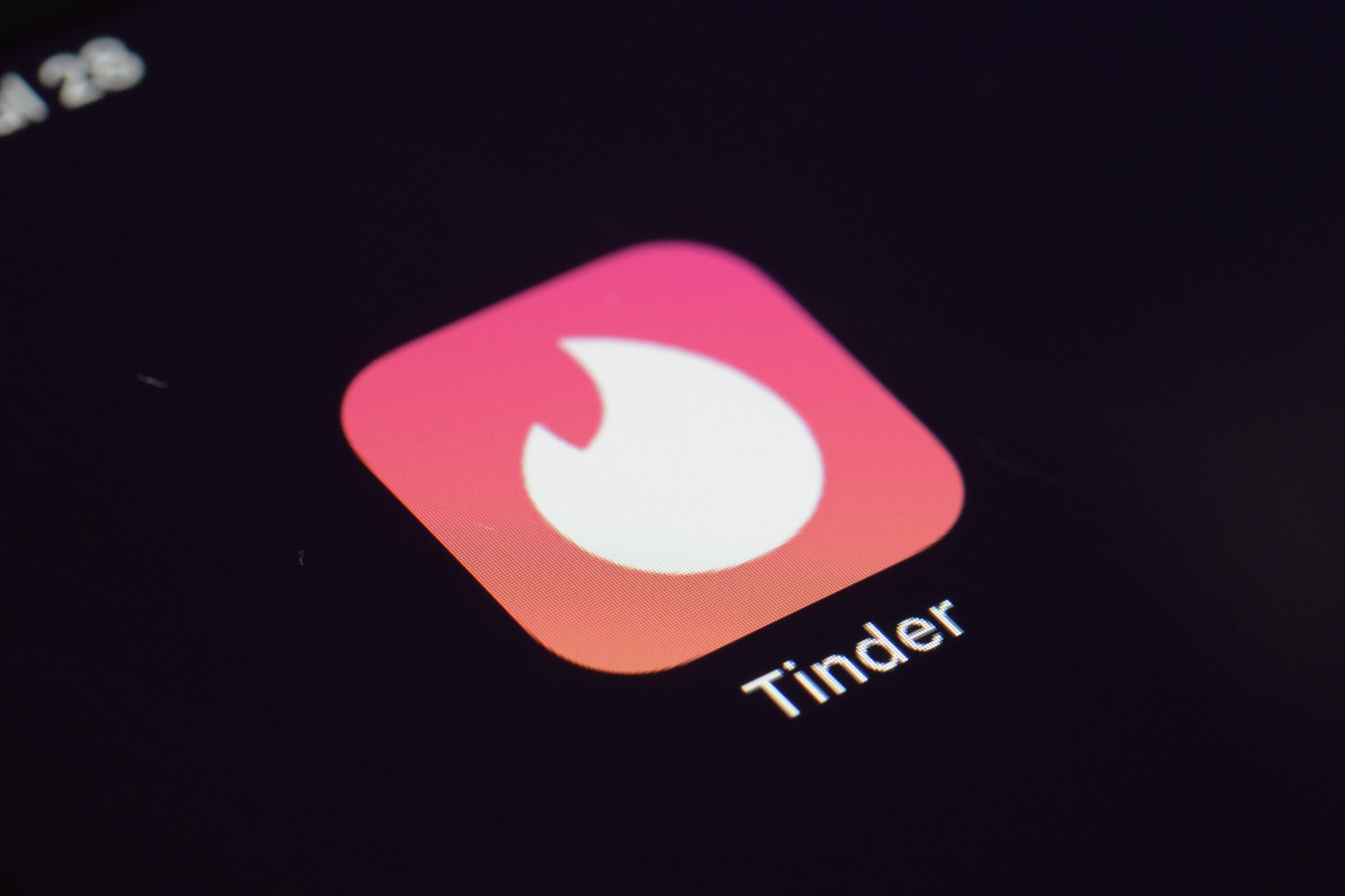 Social: Tinder will introduce ‘check your profile’ option in 5 countries, including Italy