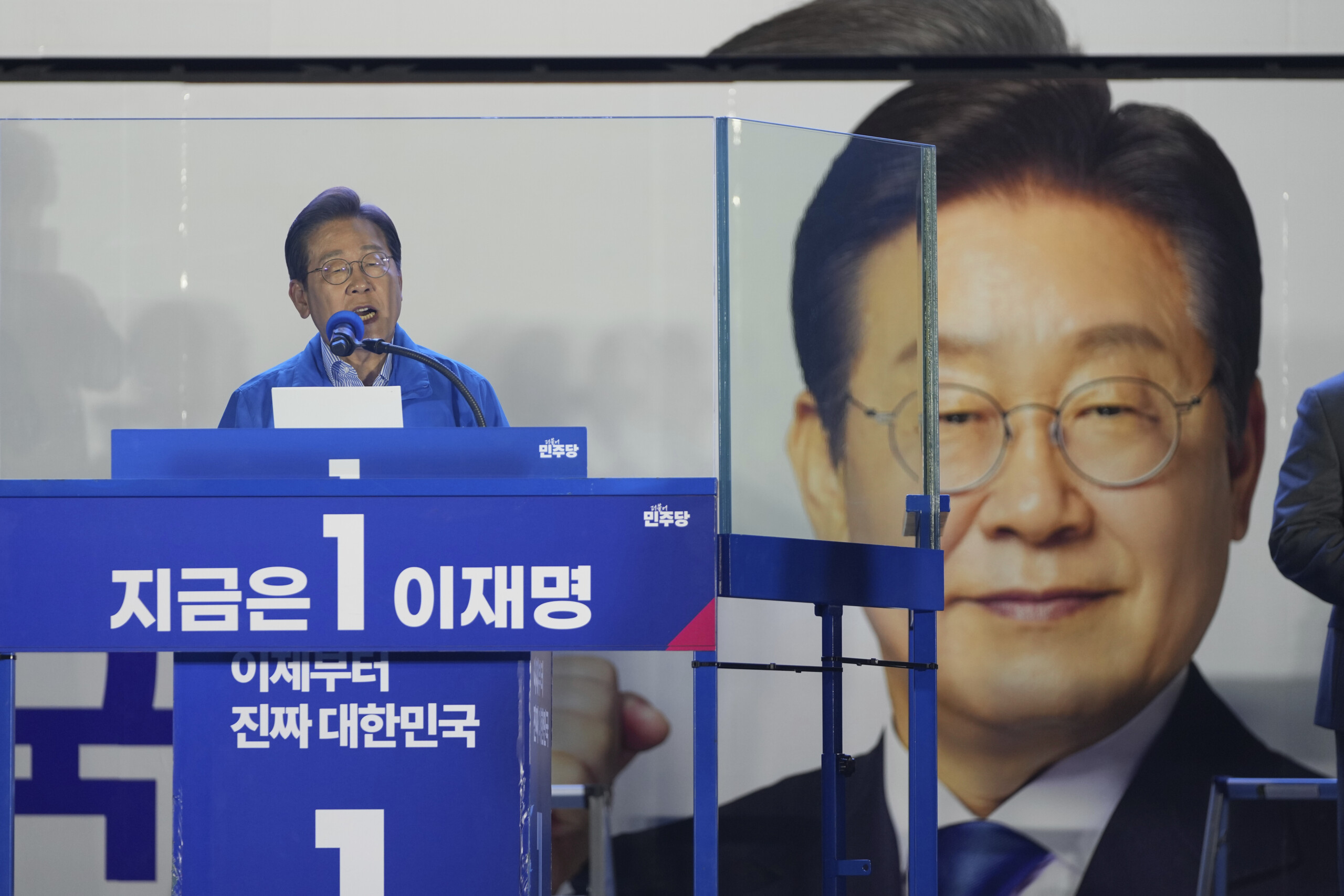 South Korea, exit poll: Democrat Lee wins presidential election with 51% of the vote