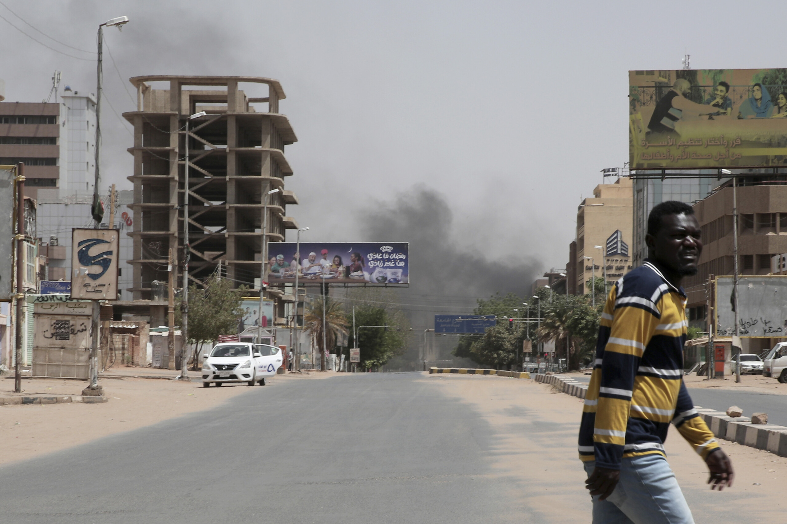 Sudan: Paramilitary forces claim control of strategic western city