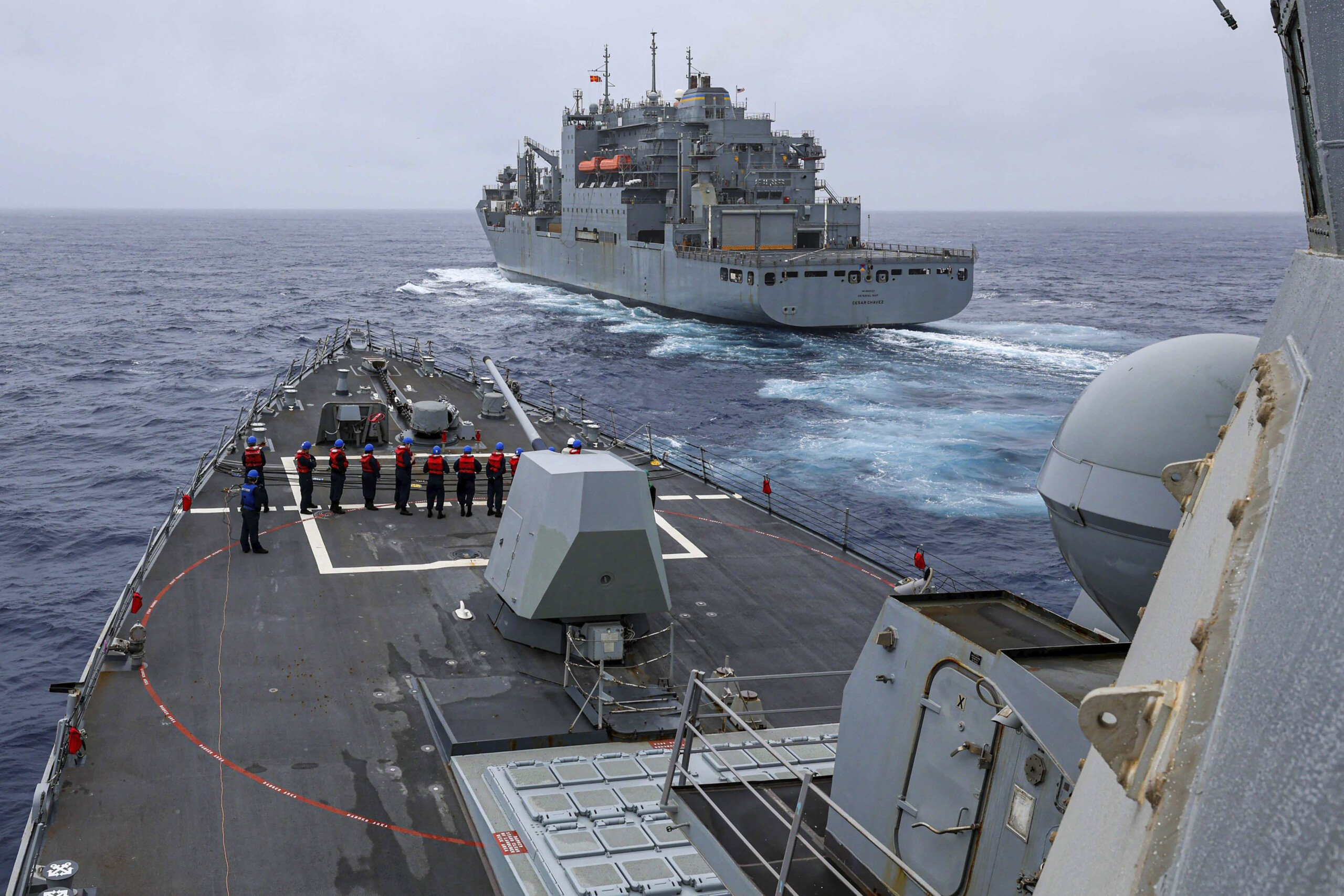 Taiwan, 36 Chinese aircraft and 8 military ships around the island