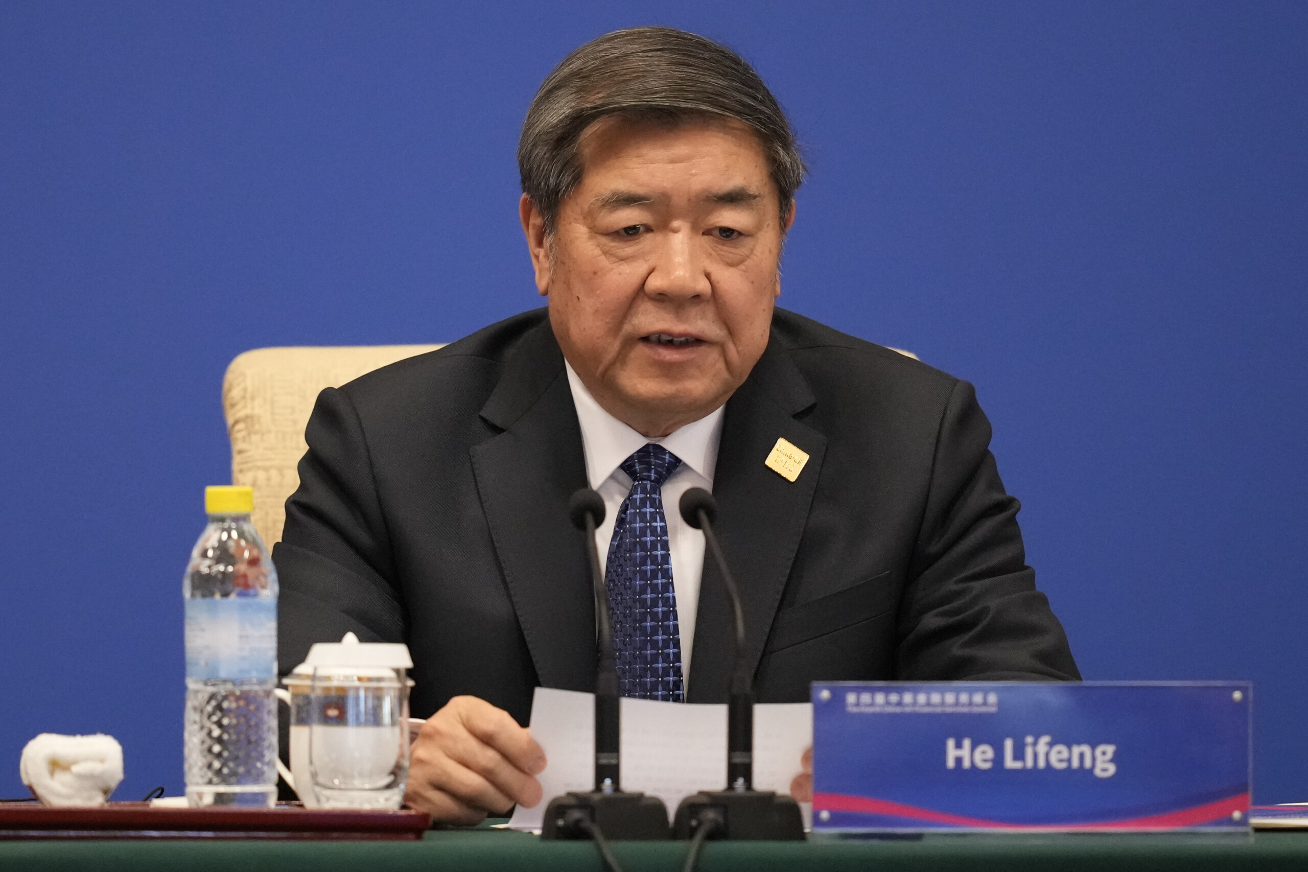 Tariffs, China: "Bessent-He Meeting Requested by the U.S."