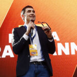 Tariffs, Fratoianni (Avs): "Meloni goes to Washington to negotiate surrender"