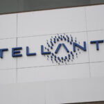Tariffs, Stellantis: "Temporary halt at some sites in Canada and Mexico, effects on the USA"