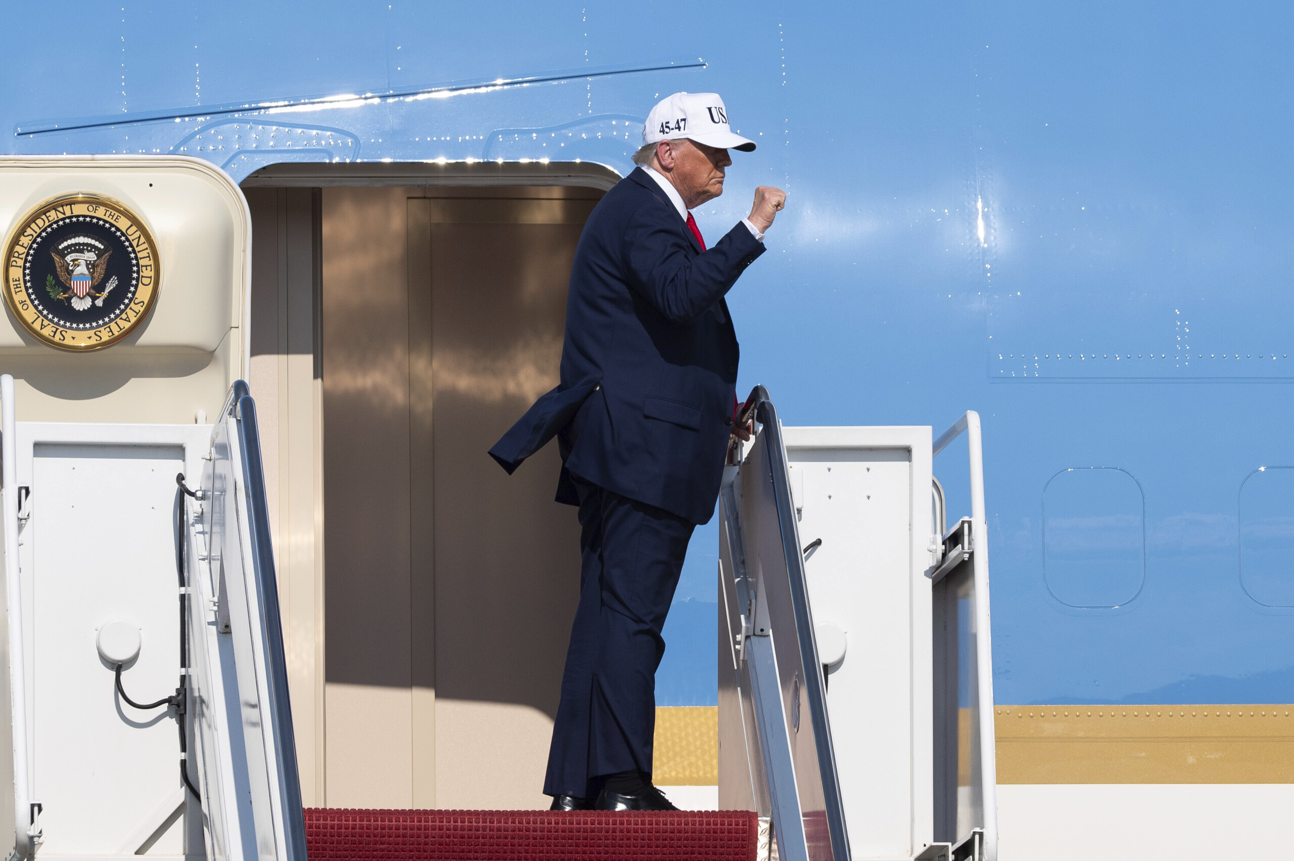 Tariffs, Trump: ‘Letters informing countries about tariffs to be sent today’ Tariffs, Trump: ‘Letters informing countries about tariffs to be sent today’