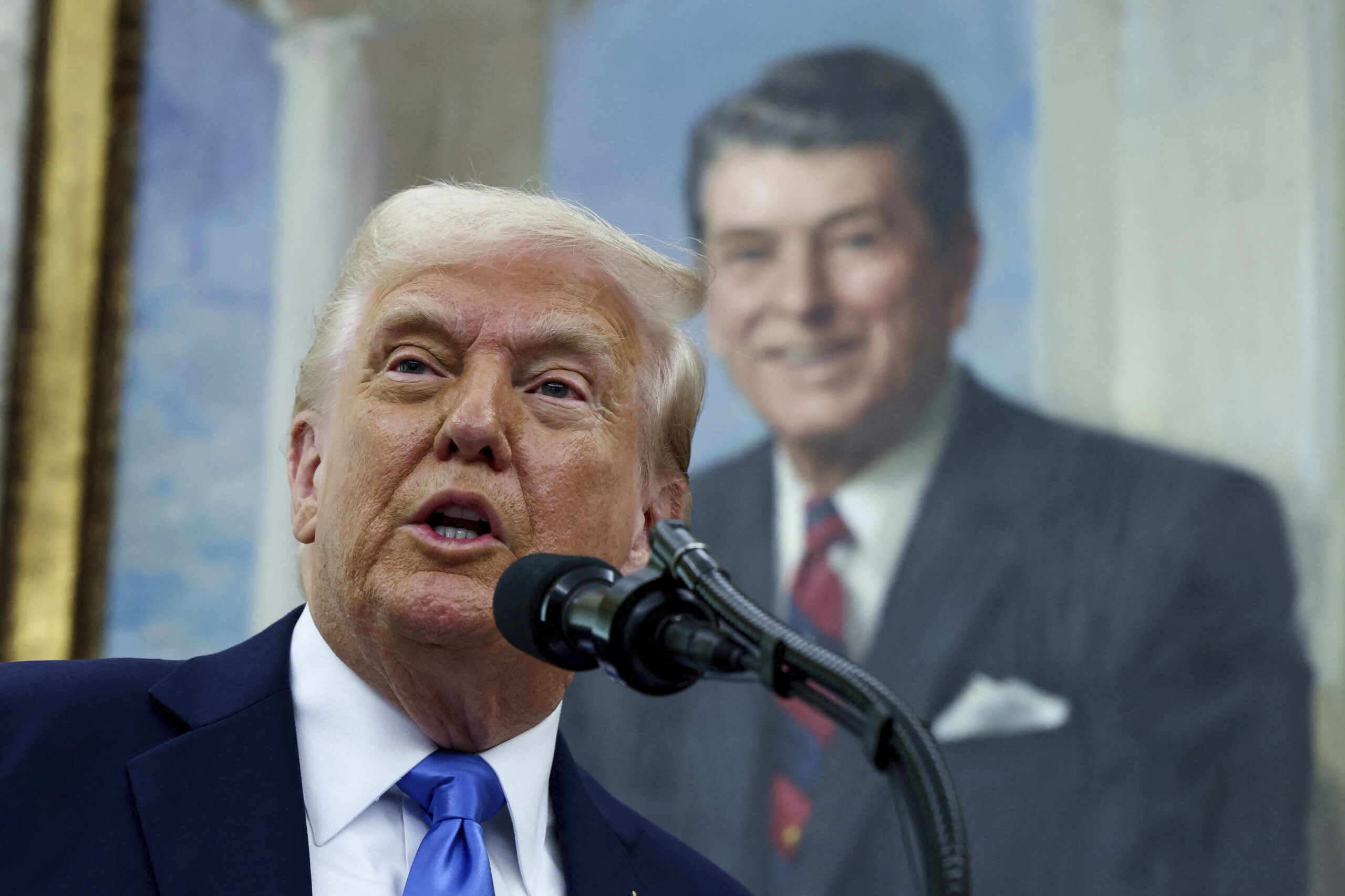 Tariffs, Trump: "No delay on the implementation of tariffs starting April 2" Tariffs, Trump: "No delay on the implementation of tariffs starting April 2"