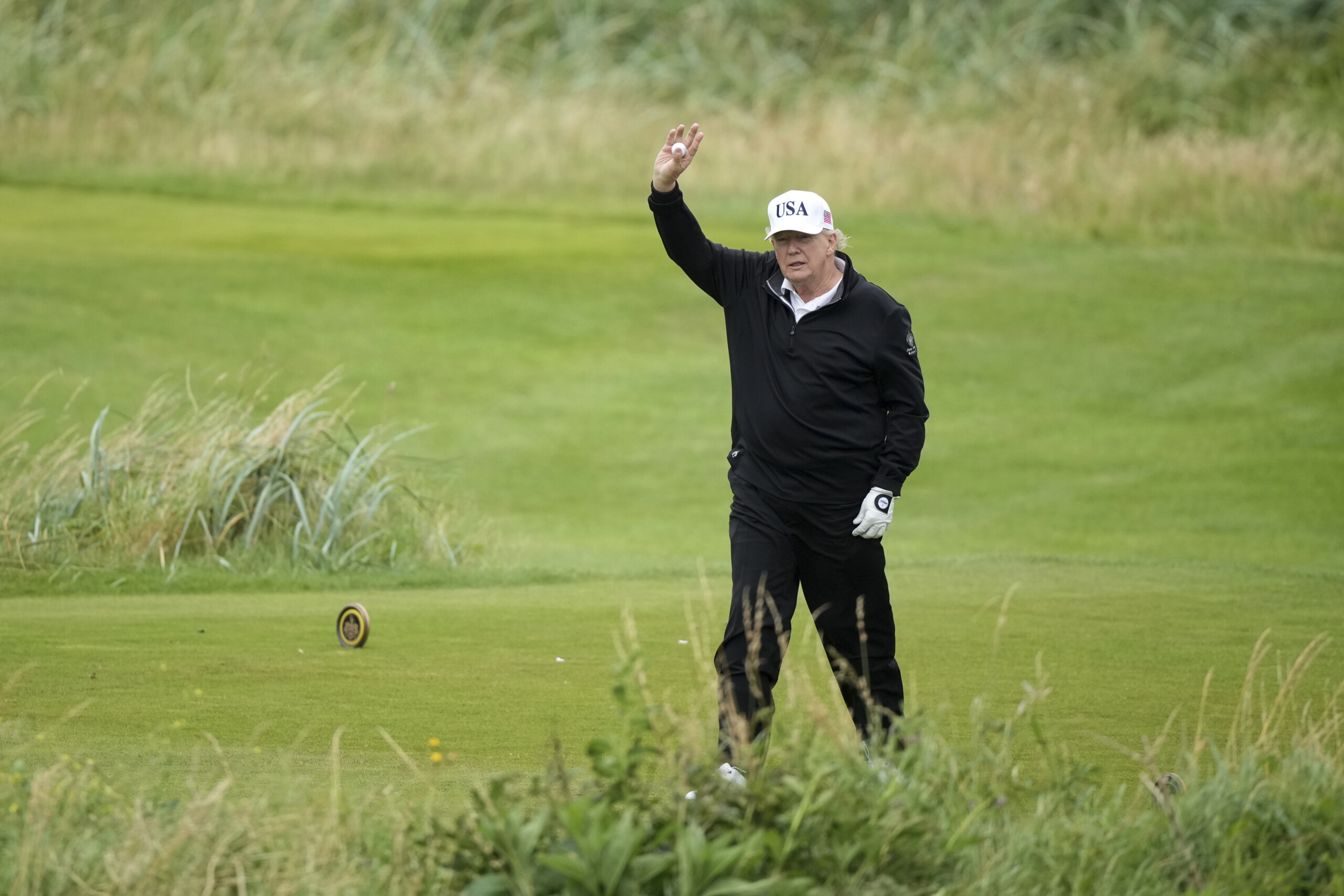 Tariffs, Trump: ‘Possibility of agreement with EU? 50-50’