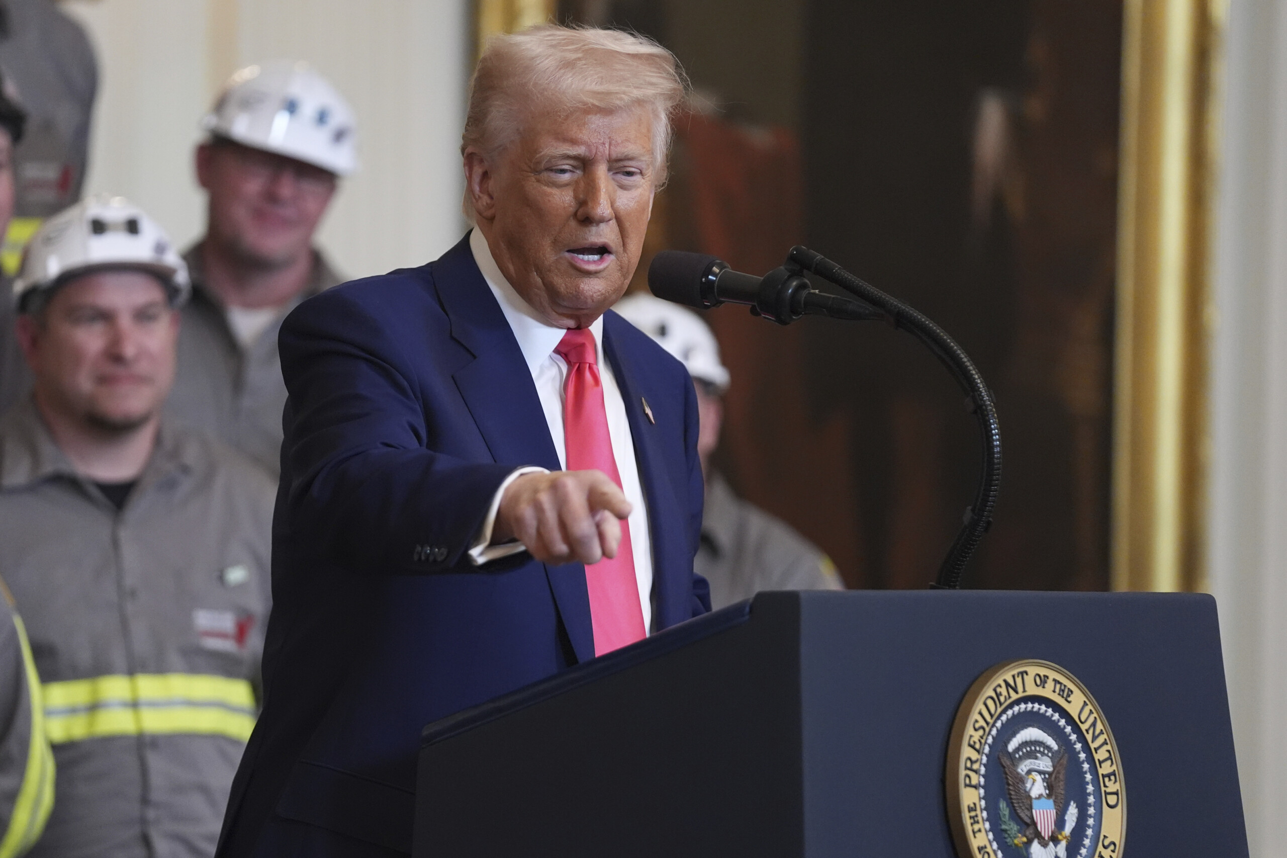 Tariffs, Trump's New Attack: "EU Created to Screw the US"