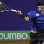 Tennis: Atp Monaco, Darderi recovers Kecmanovic and advances to the quarters