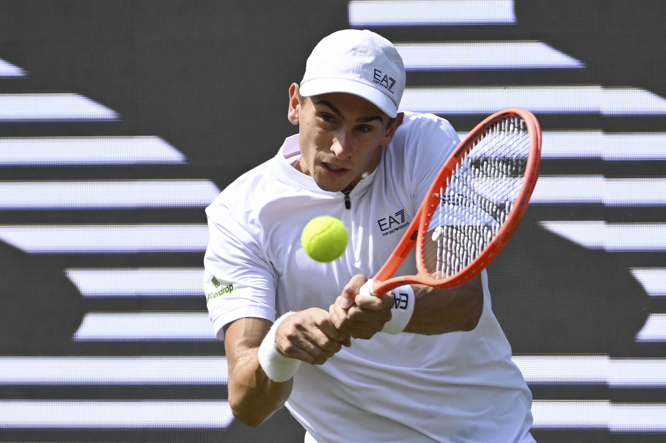 Tennis, ATP Toronto: Arnaldi Advances to Round of 32, Schoolkate Eliminated
