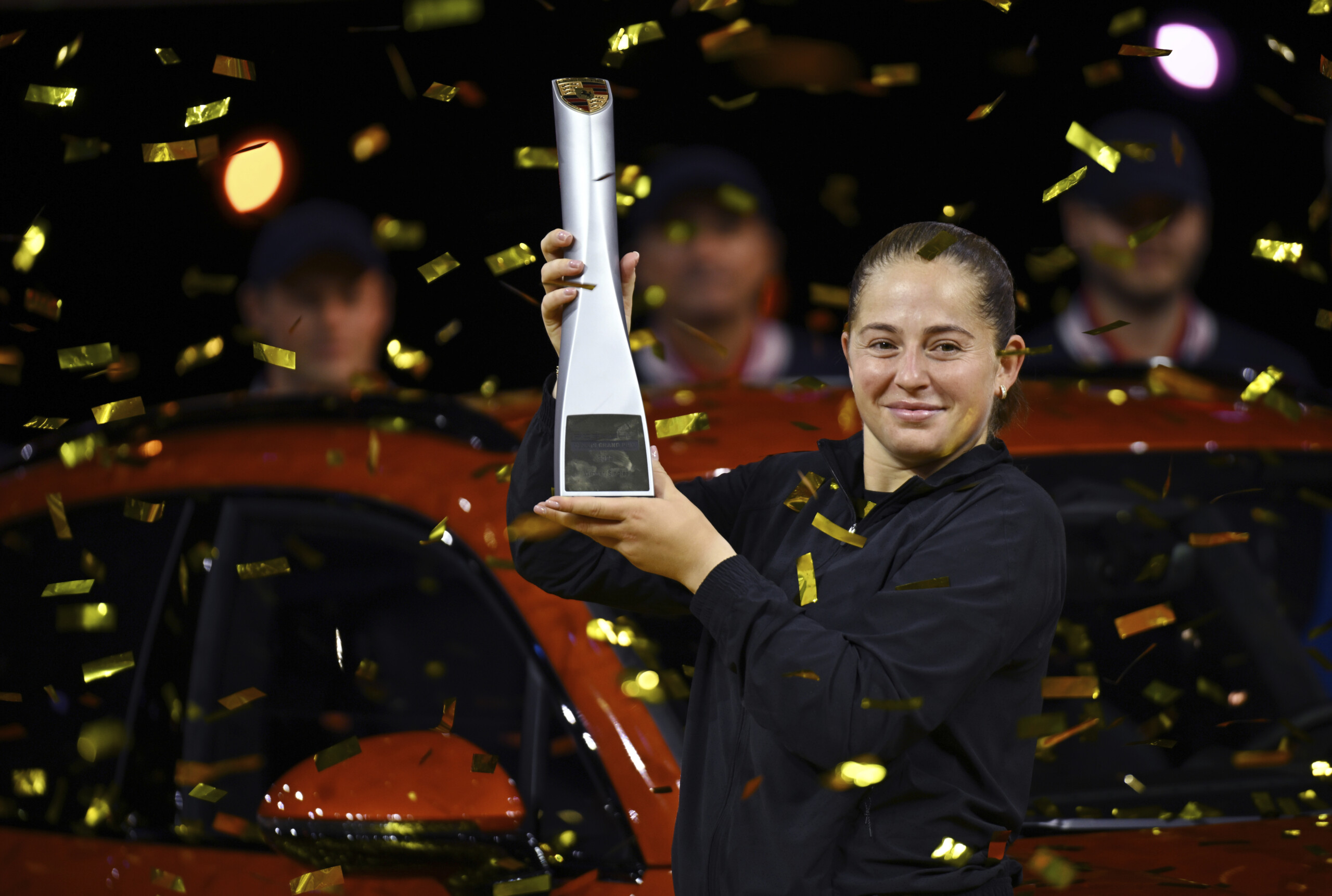 Tennis: WTA Stuttgart, Ostapenko wins title, Sabalenka defeated in two sets
