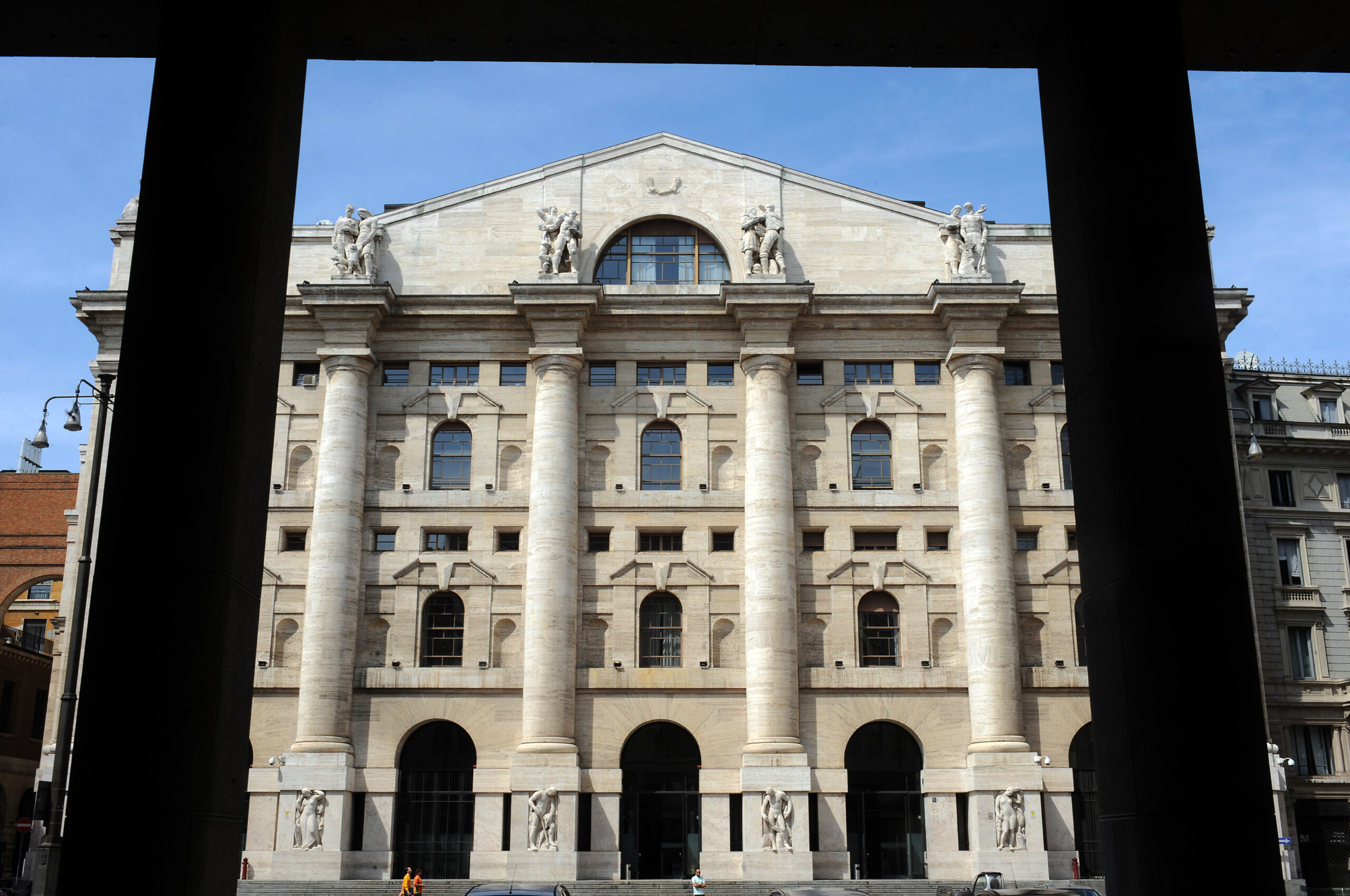 The Milan stock exchange closes sharply up: +1.42% The Milan stock exchange closes sharply up: +1.42%