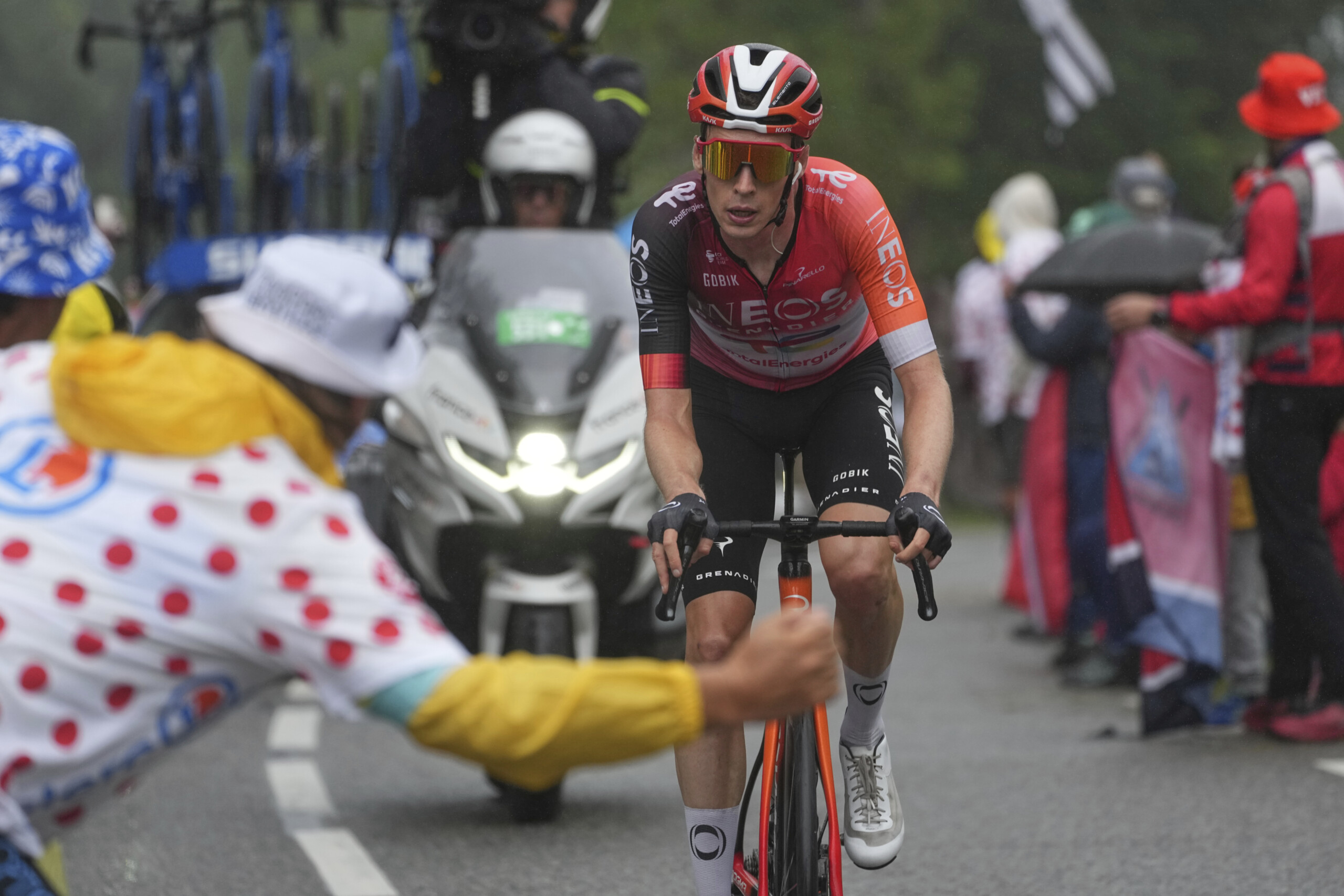 Tour de France: Arensman wins third Pyrenean stage, Pogacar second and retains yellow jersey