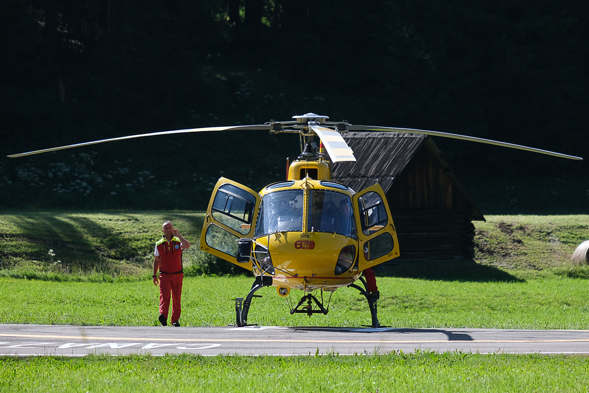 Trentino: rockfalls from Cima Falkner, trails closed and hikers evacuated