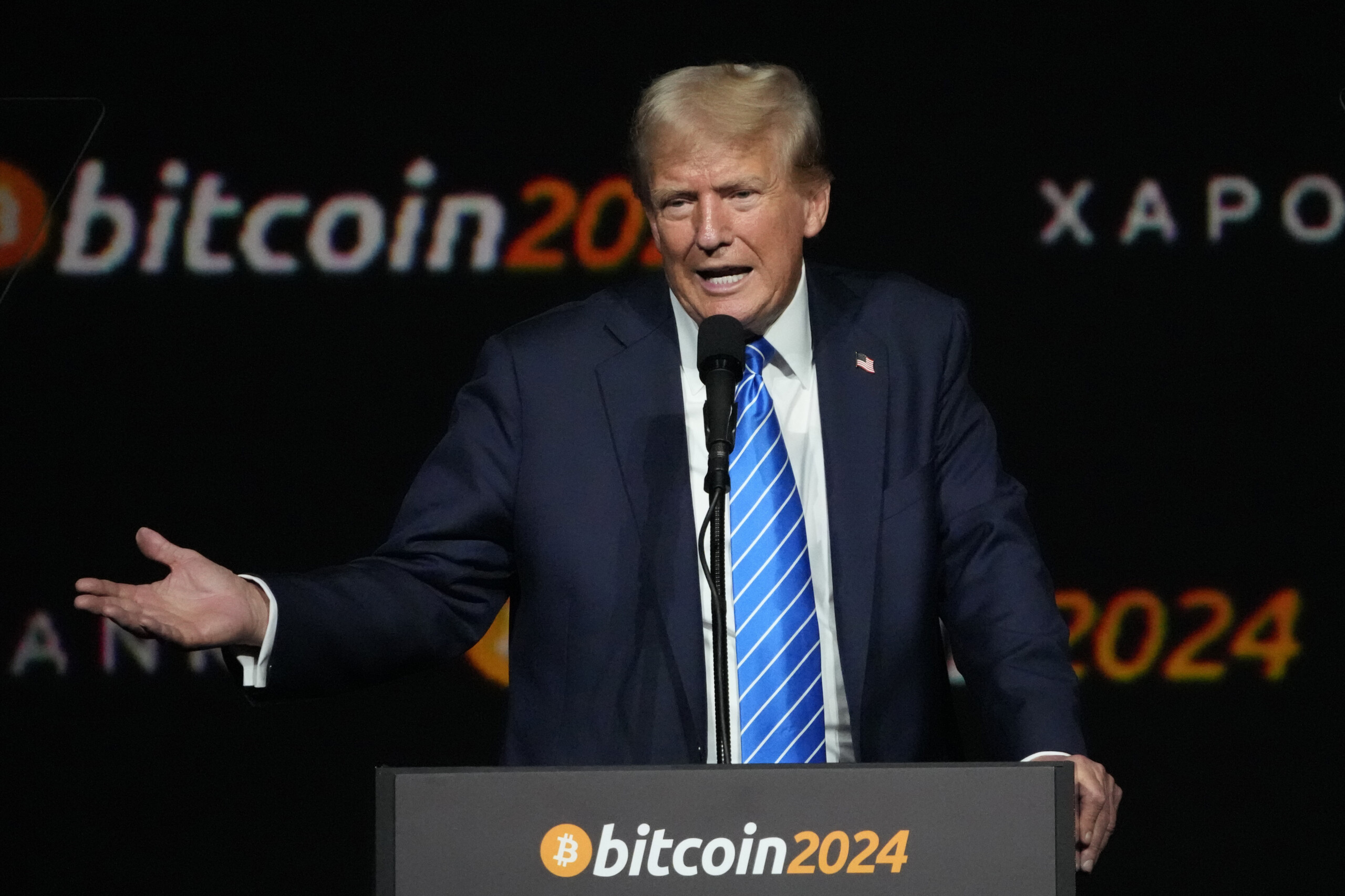Trump signs order to establish Bitcoin strategic reserve Trump signs order to establish Bitcoin strategic reserve
