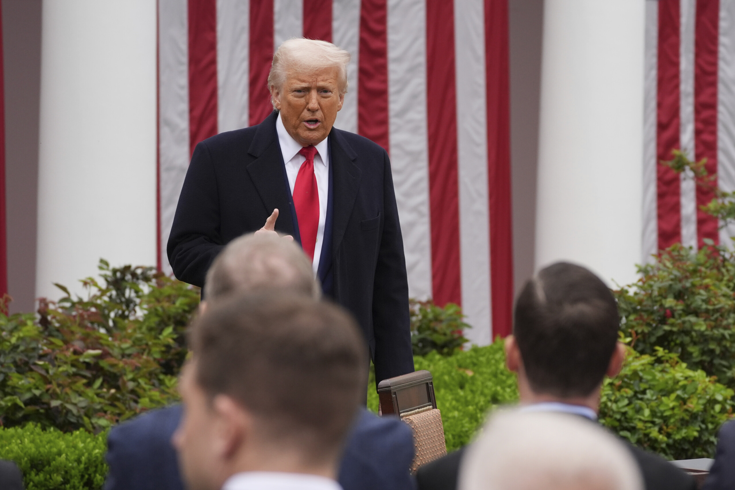 Trump towards easing tariffs on cars Trump towards easing tariffs on cars
