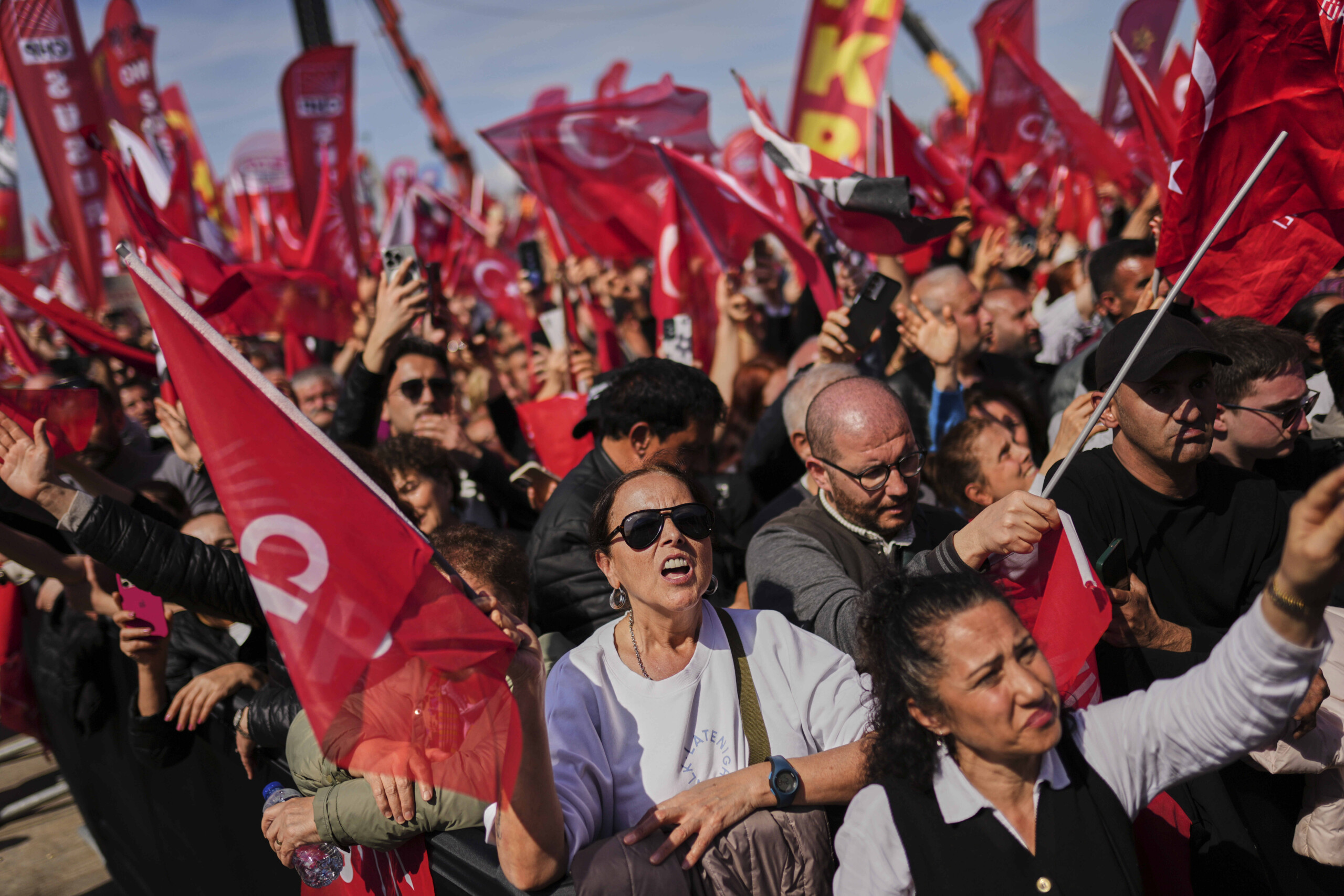 Turkey: boycott in support of Imamoglu, 11 arrests including actor