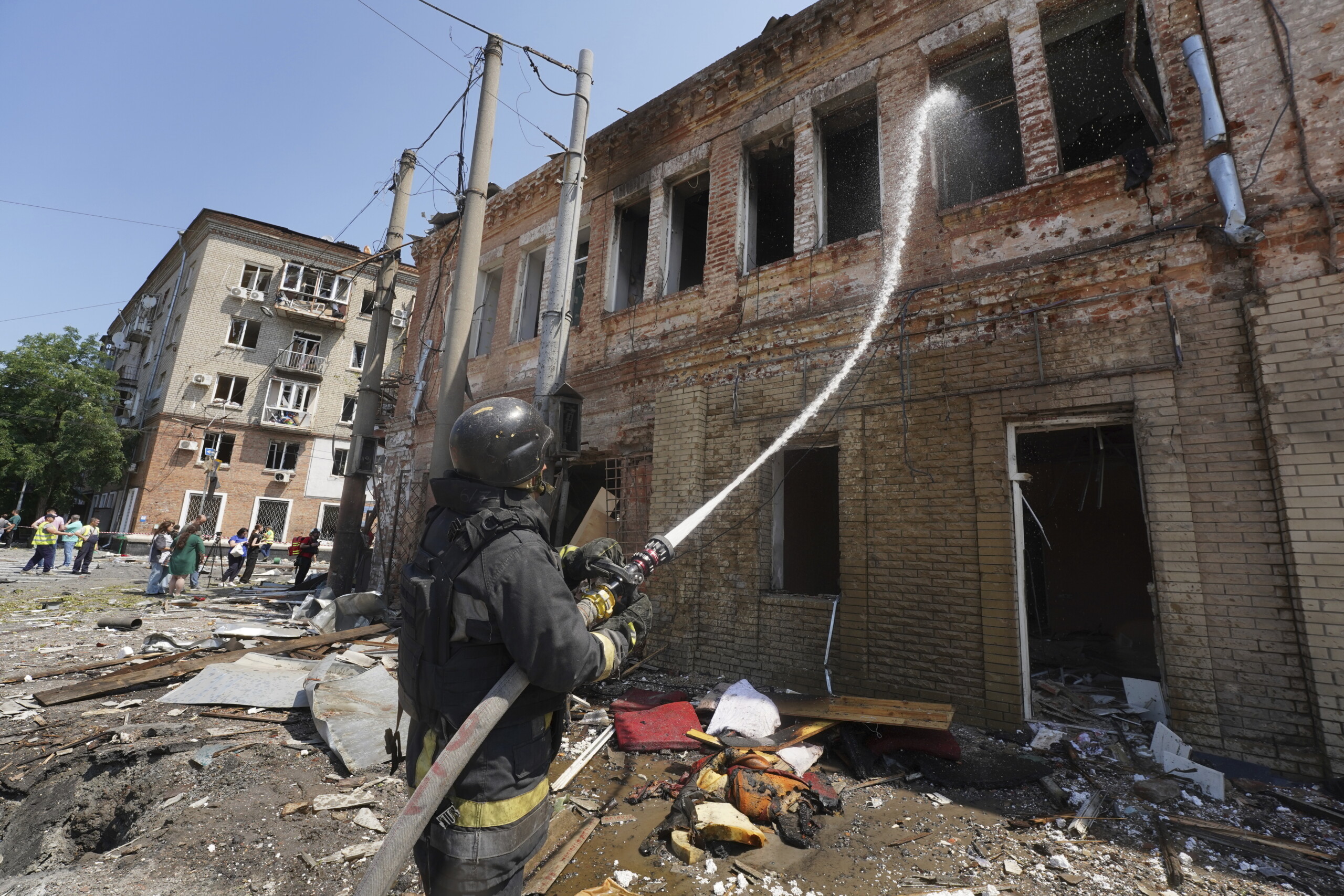 Ukraine: attack on Kharkiv damages clinic, mothers and newborns evacuated