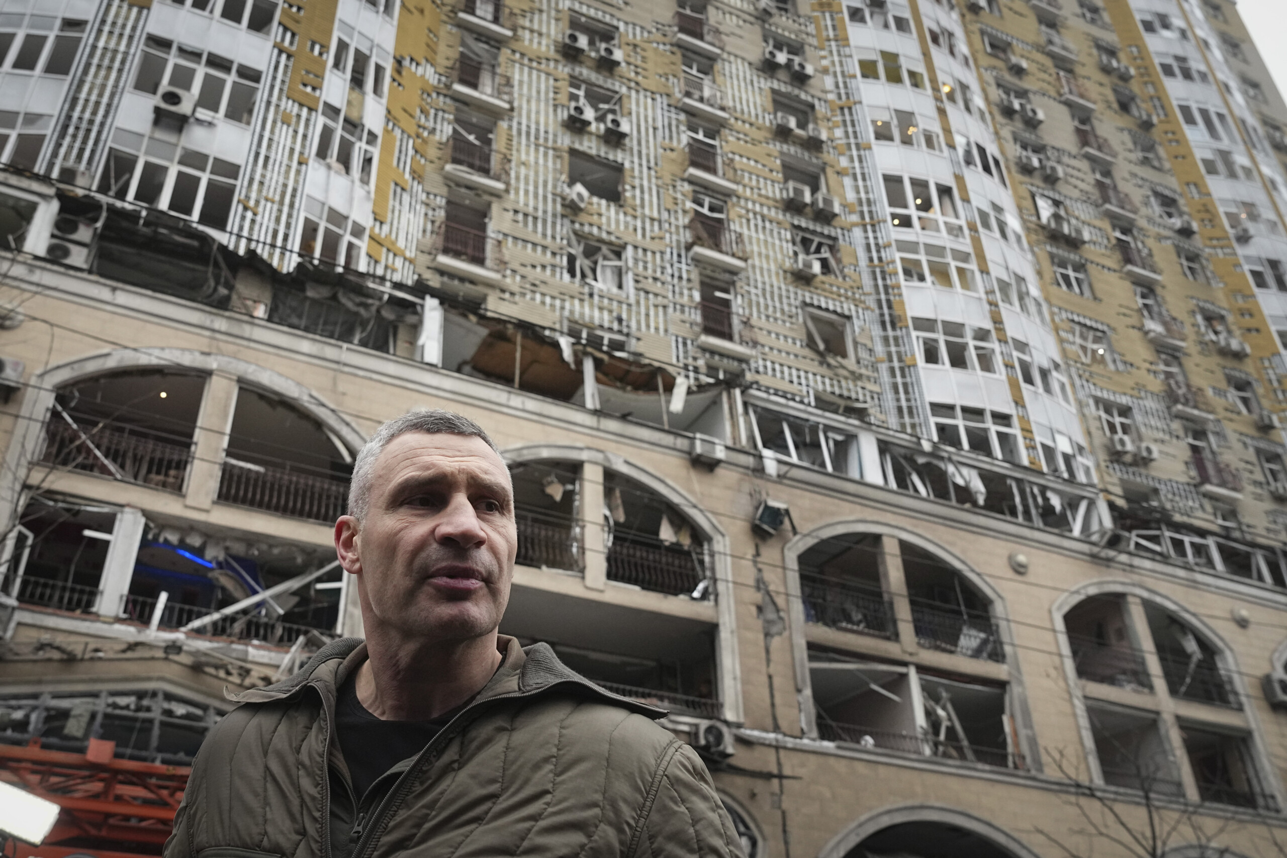Ukraine, explosions in Kiev. Mayor: ‘Defence activated, stay in shelters’.
