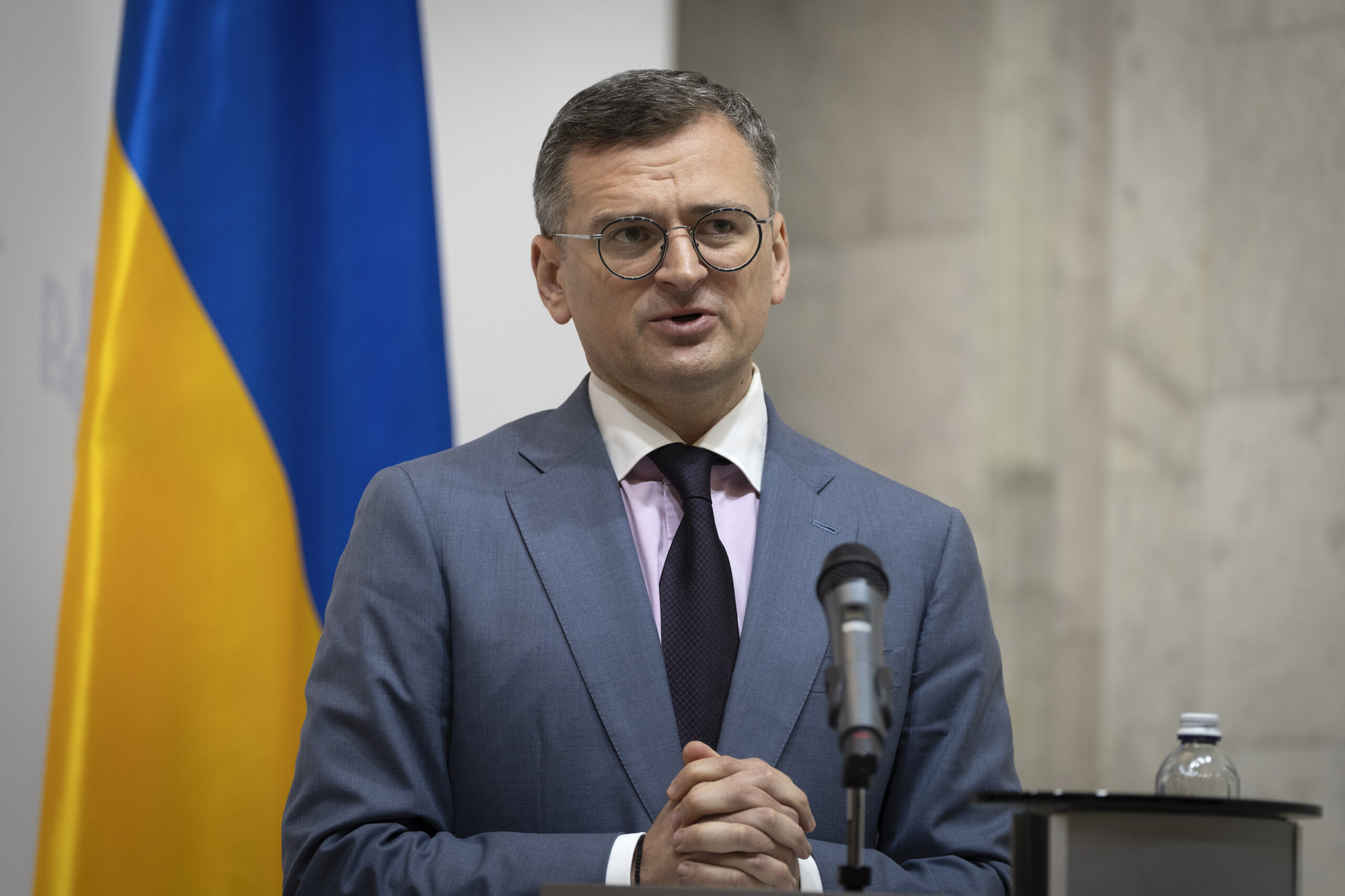 Ukraine, Kuleba: ‘A turning point is far off, only the US can impose it’