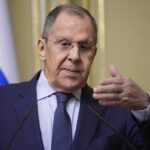 Ukraine: Lavrov compares Macron to Hitler and Napoleon