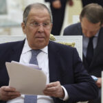 Ukraine, Lavrov: "Open to any meeting, bilateral or trilateral"